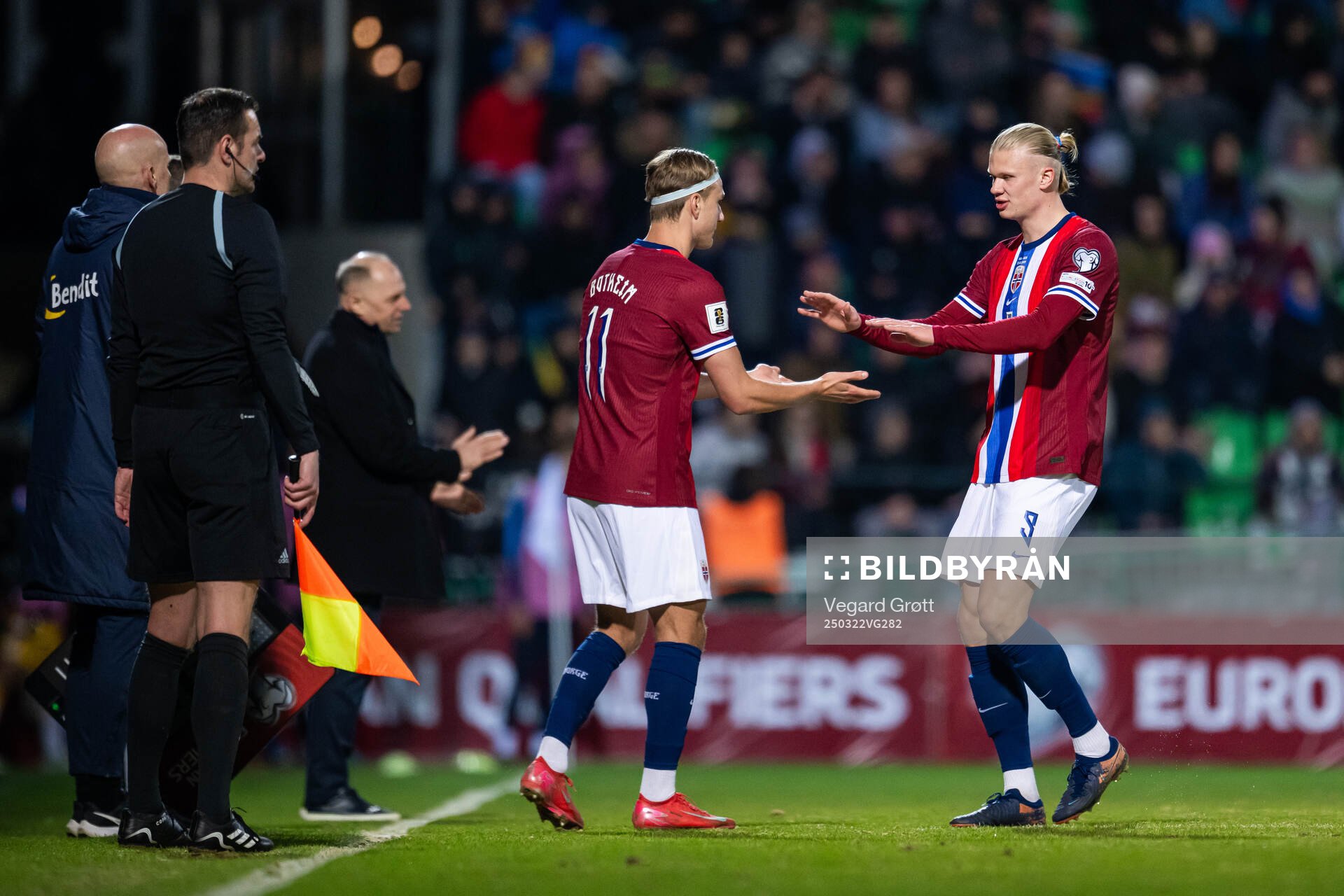 Erik Botheim of Norway is substituted with teammate Erling
