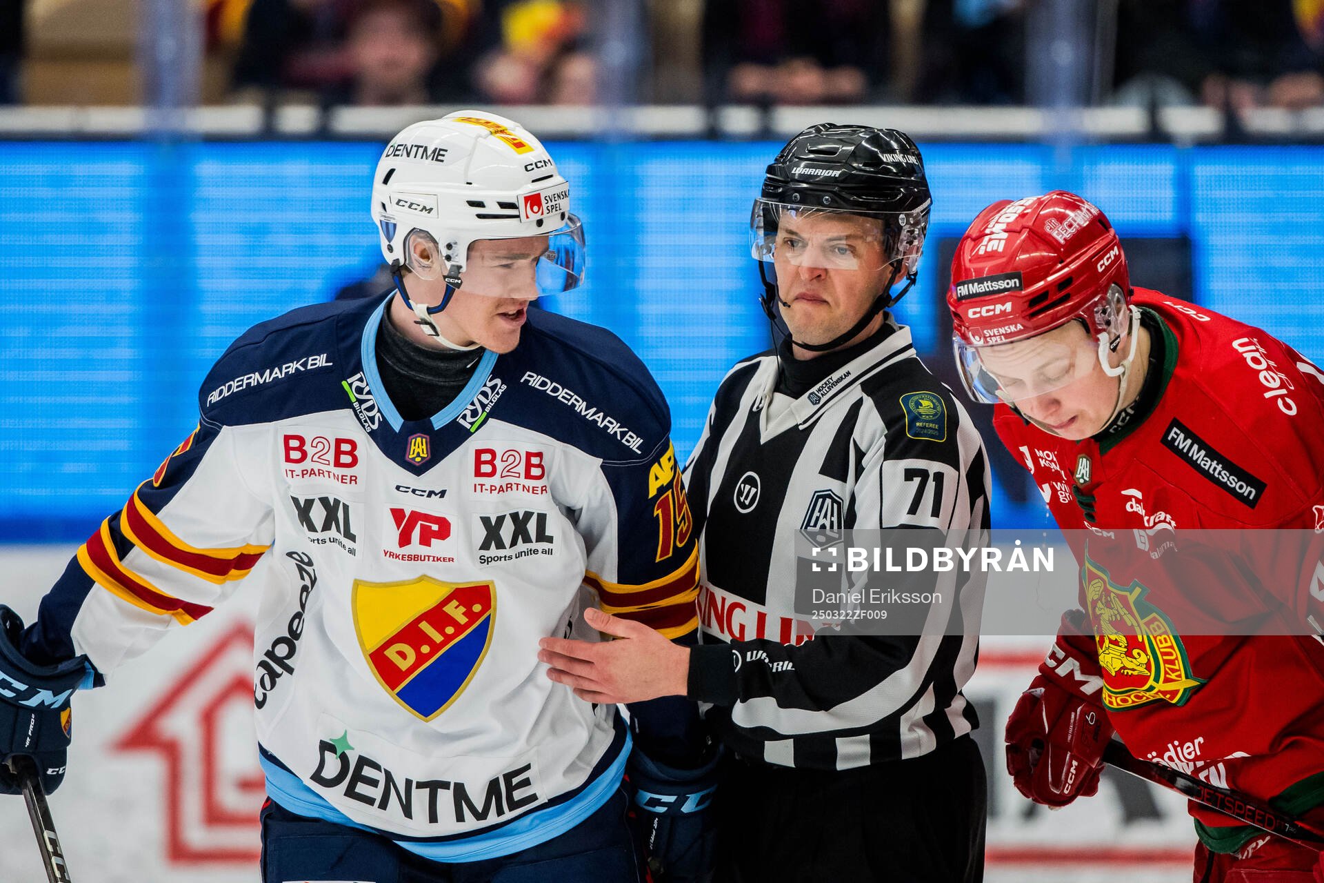 Djurgårdens Filip Eriksson och Moras Felix Johansson