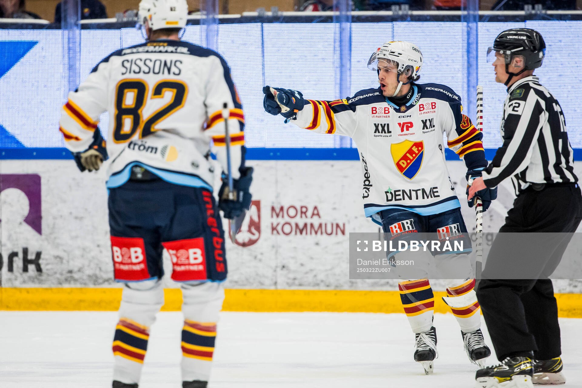 Djurgårdens Tyler Kelleher jublar