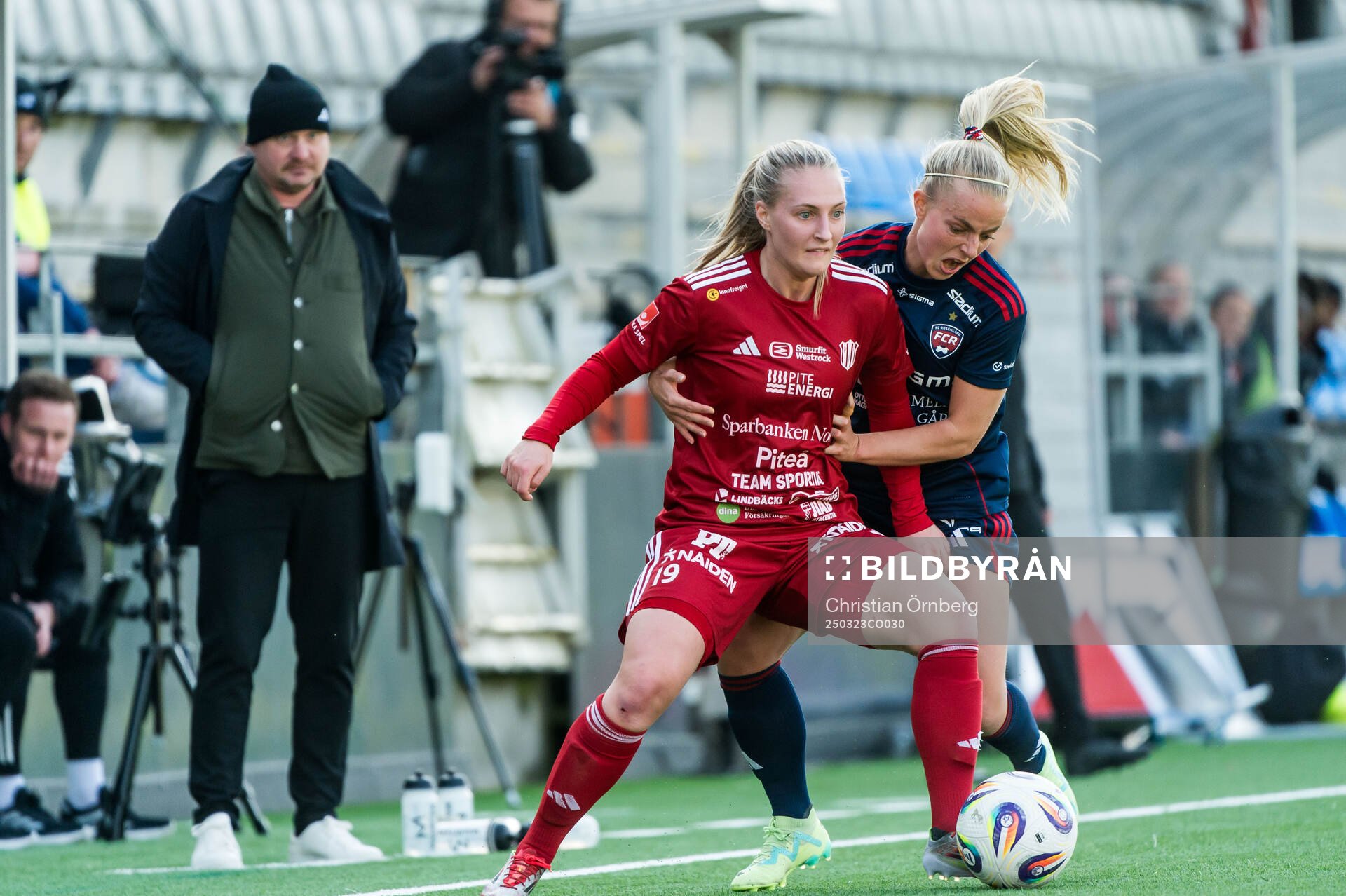 Piteås Emma Viklund och Rosengårds Emilie Woldvik