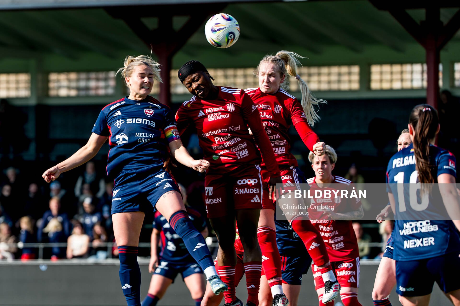 Rosengårds Emma Jansson och Piteås Faith Ikidi Michael