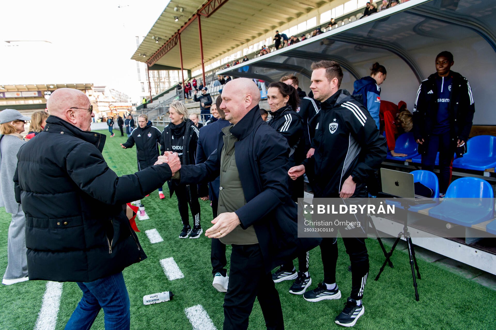 Rosengårds Erling Nilsson och huvudtränare Joel