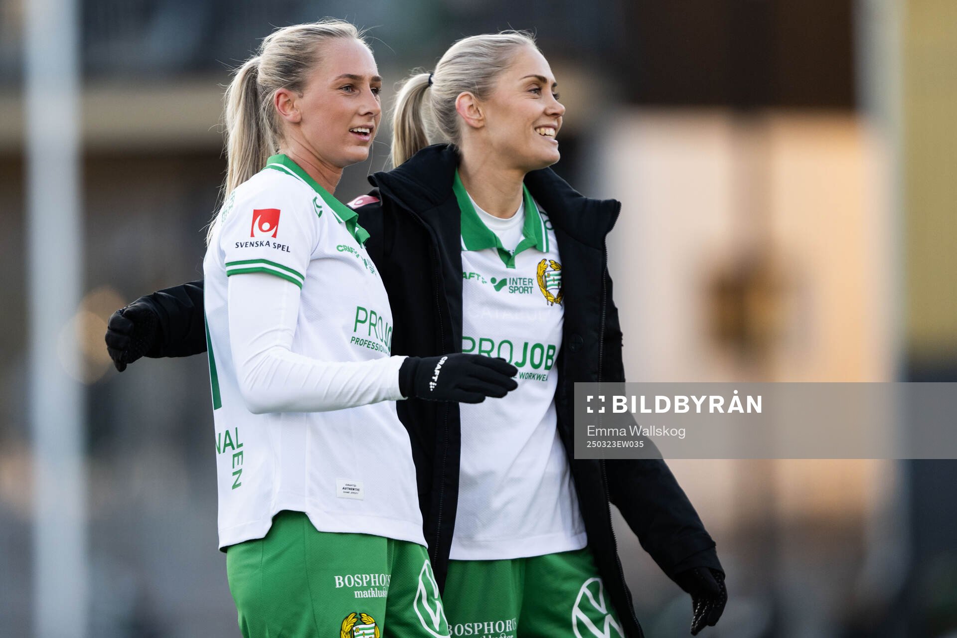 Hammarbys Ellen Wangerheim och Alice Carlsson  jublar