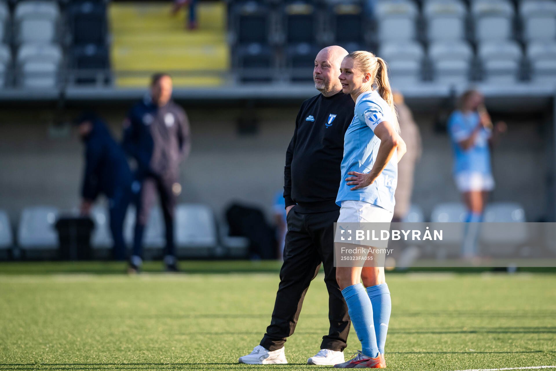 Malmö FFs tränare Jonas Valfridsson och Nellie Lilja