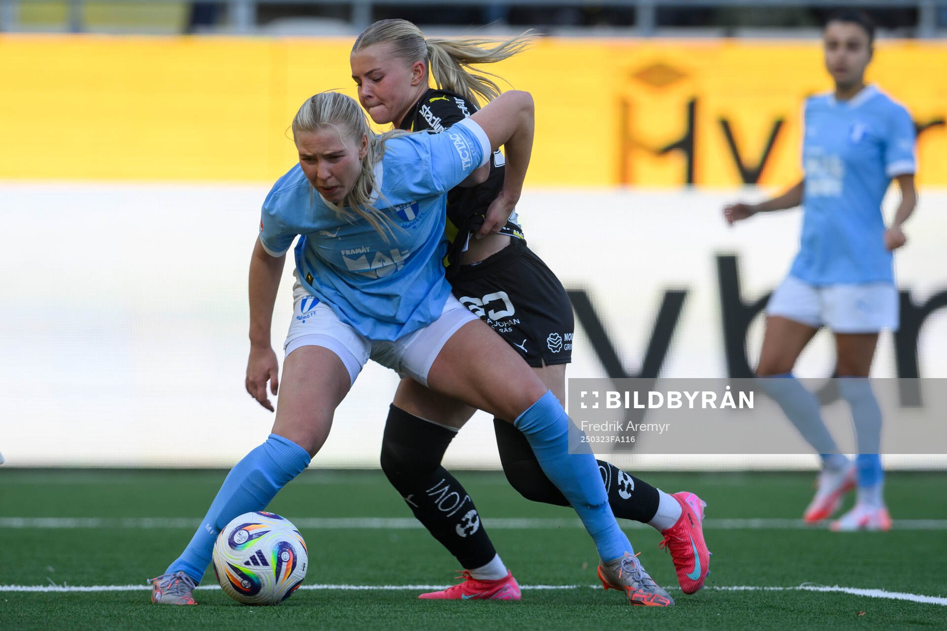 Malmös Ellen Löfqvist och Häckens Matilda Nildén
