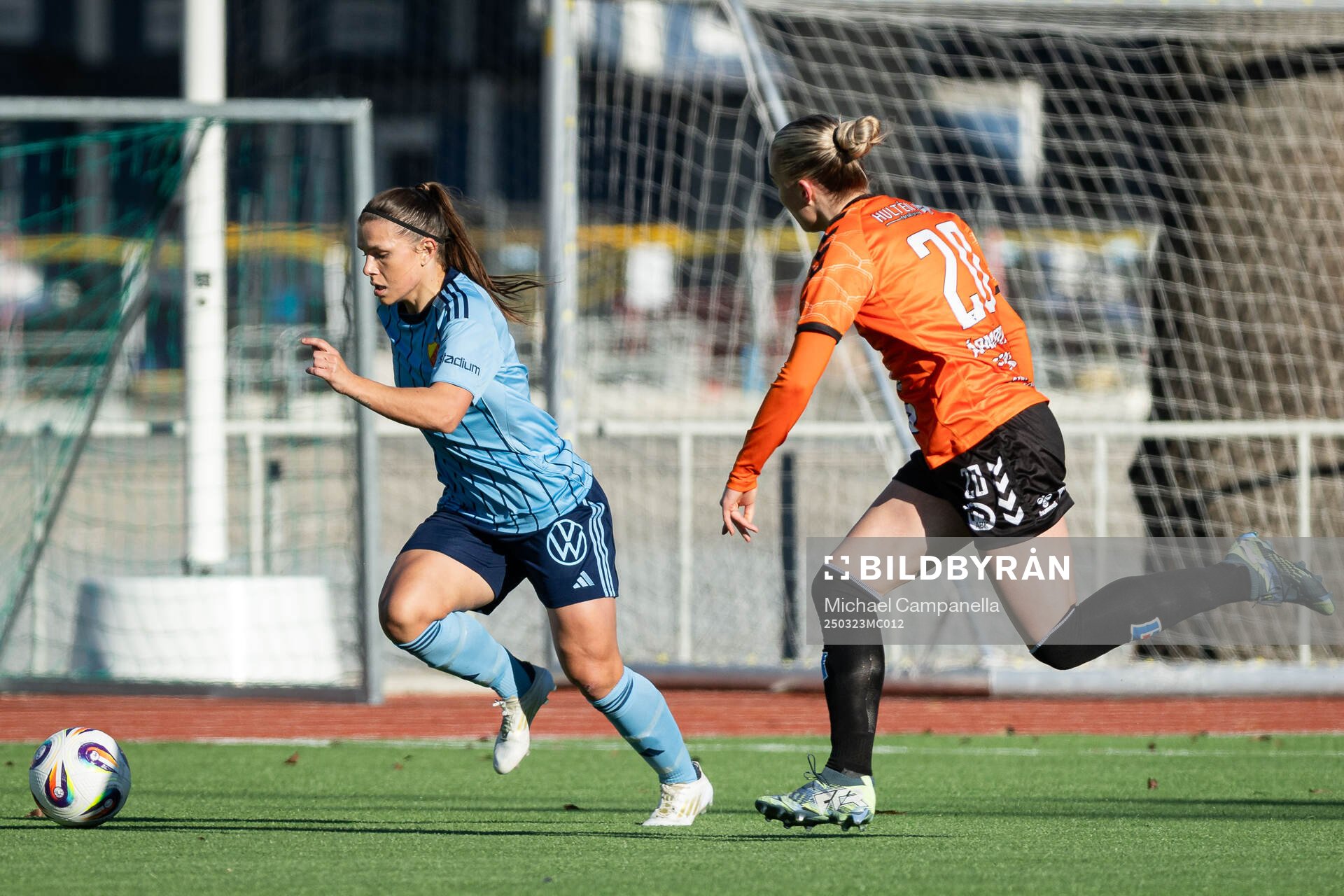 Djurgårdens Alexsandra Lobanova och Kristianstads Gudny