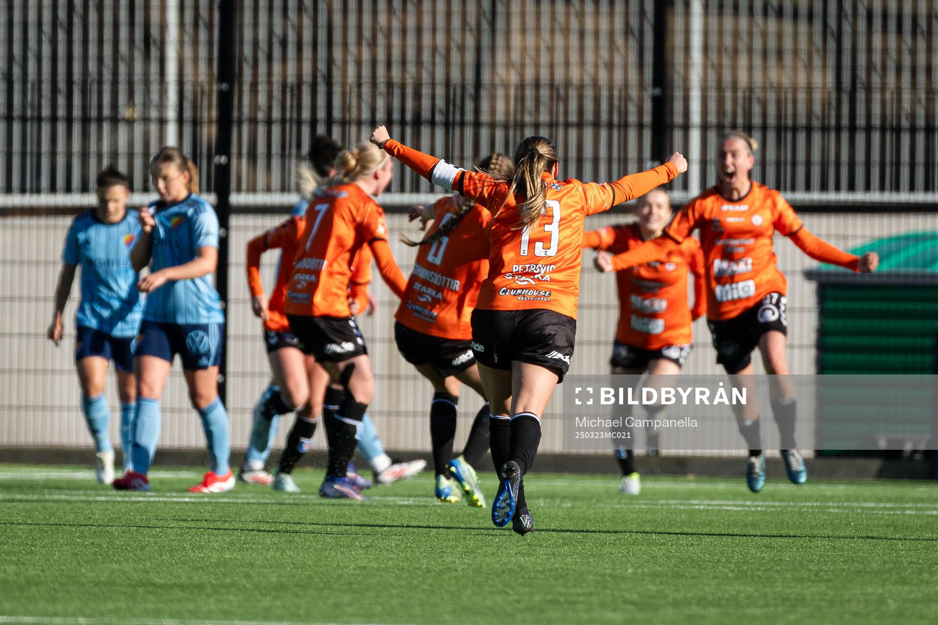 Kristianstads Emma Petrovic jublar