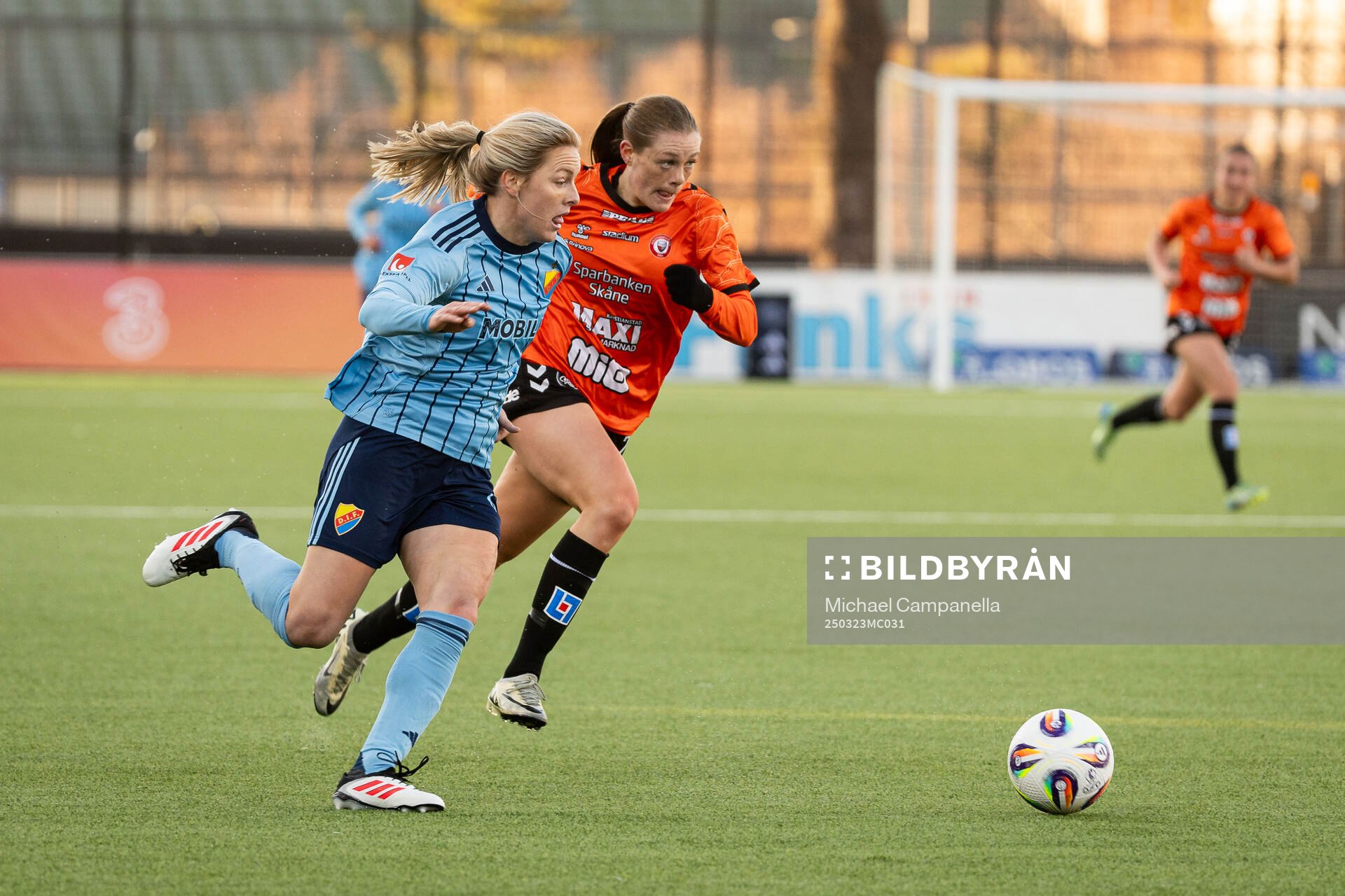 Djurgårdens Mimmi Larsson och Kristianstads Sofia Reidy