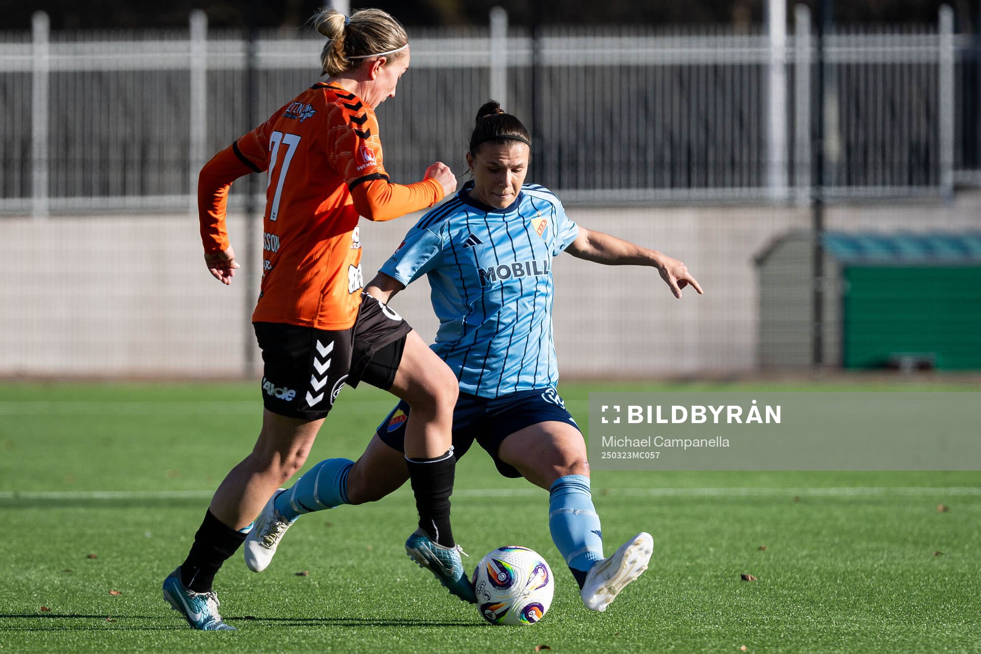 Kristianstads Viktoria Persson och Djurgårdens Alexsandra