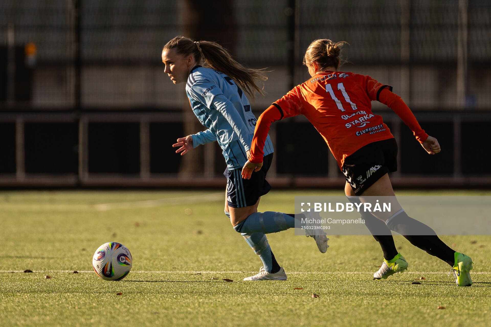 Djurgårdens Ebba Hed och Kristianstads Beata Olsson