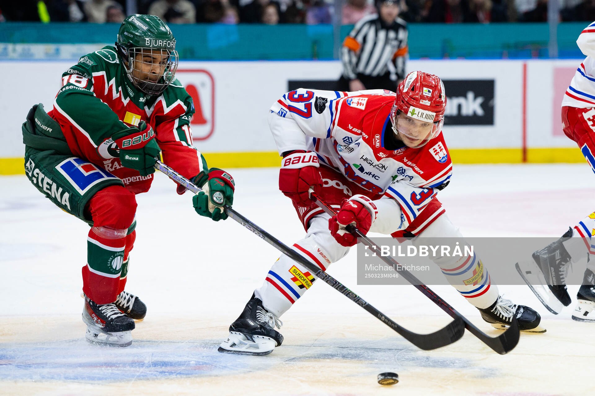 Frölundas Max Westergård och Timrås Kristian Näkyvä