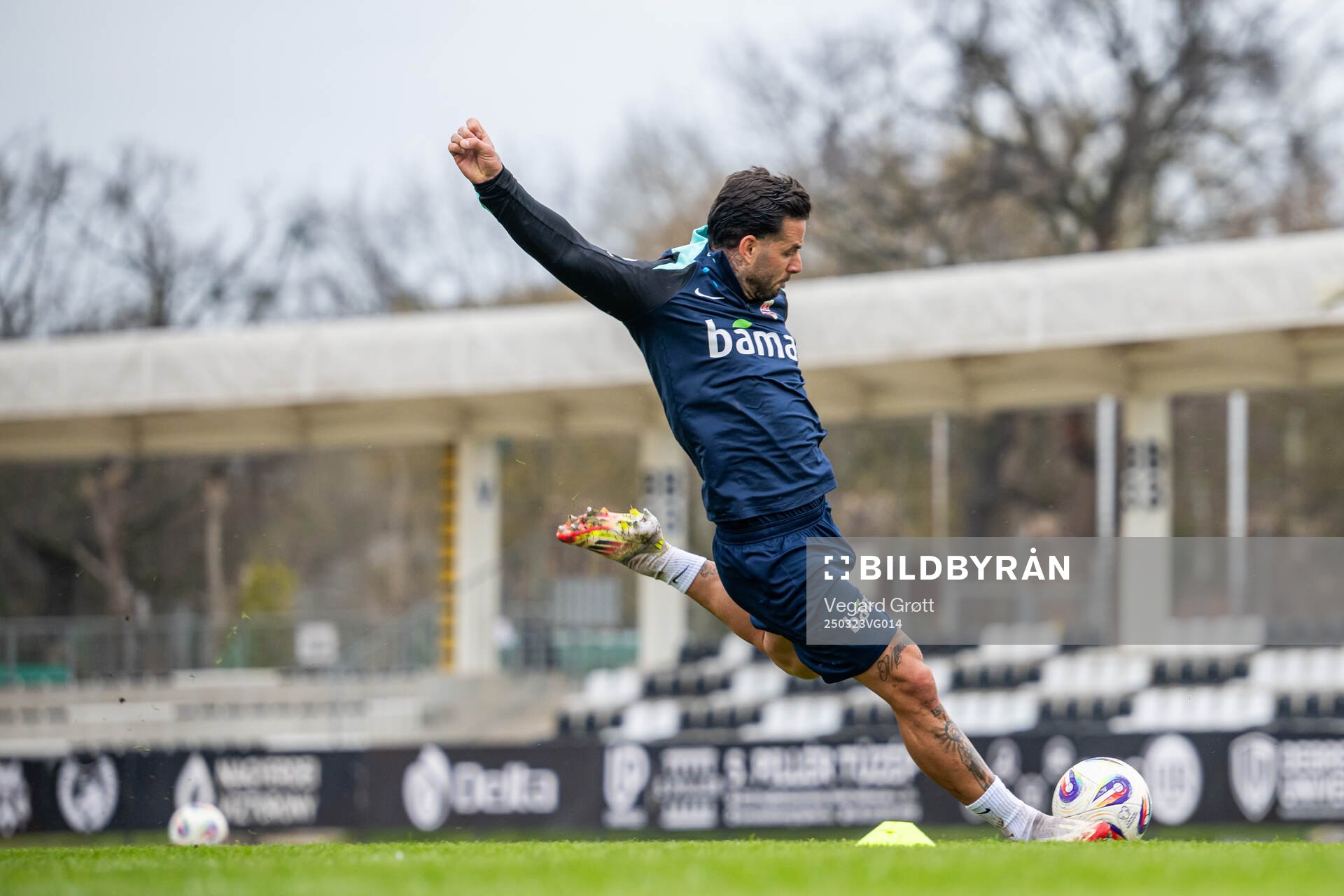 Aron Dønnum of the Norwegian national football team during a training session on March 23, 2025 in Debrecen. 