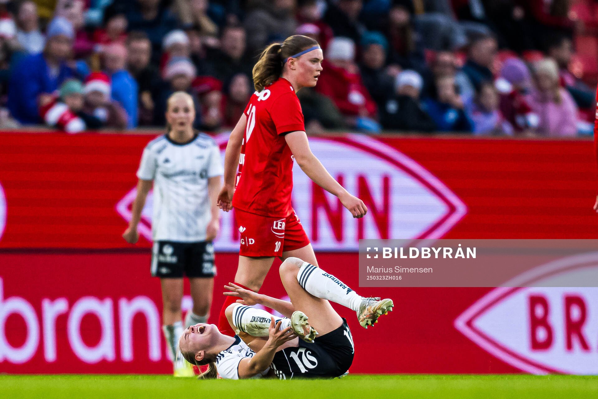 Elin Sørum of Rosenborg in pain