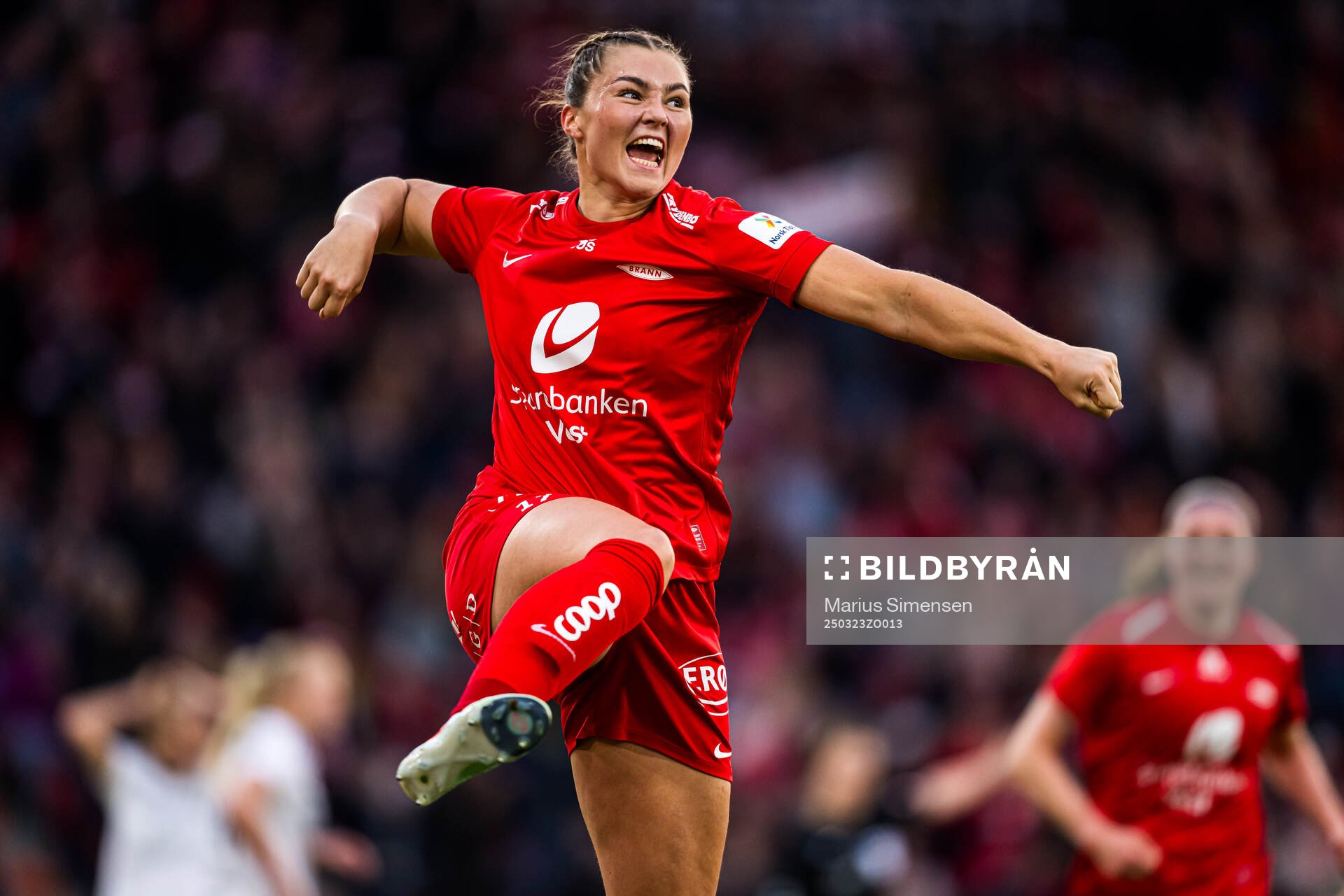 Anna Nerland Aahjem of Brann celebrates