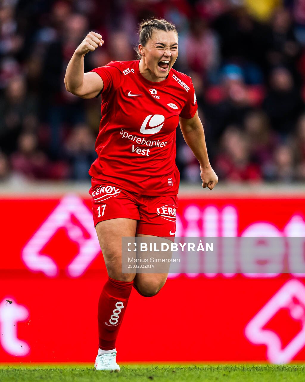 Anna Nerland Aahjem of Brann celebrates