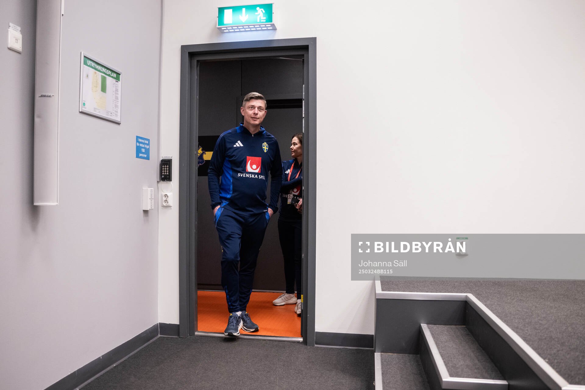 Head coach Jon Dahl Tomasson of the Swedish men's national