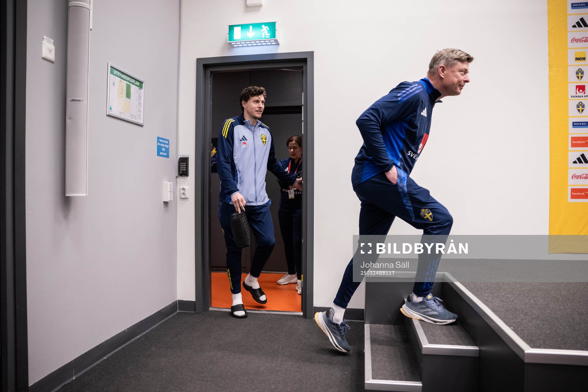 Victor Nilsson Lindelöf and Head coach Jon Dahl Tomasson of the Swedish men's national football team during a press conference on March 24, 2025 in Stockholm.