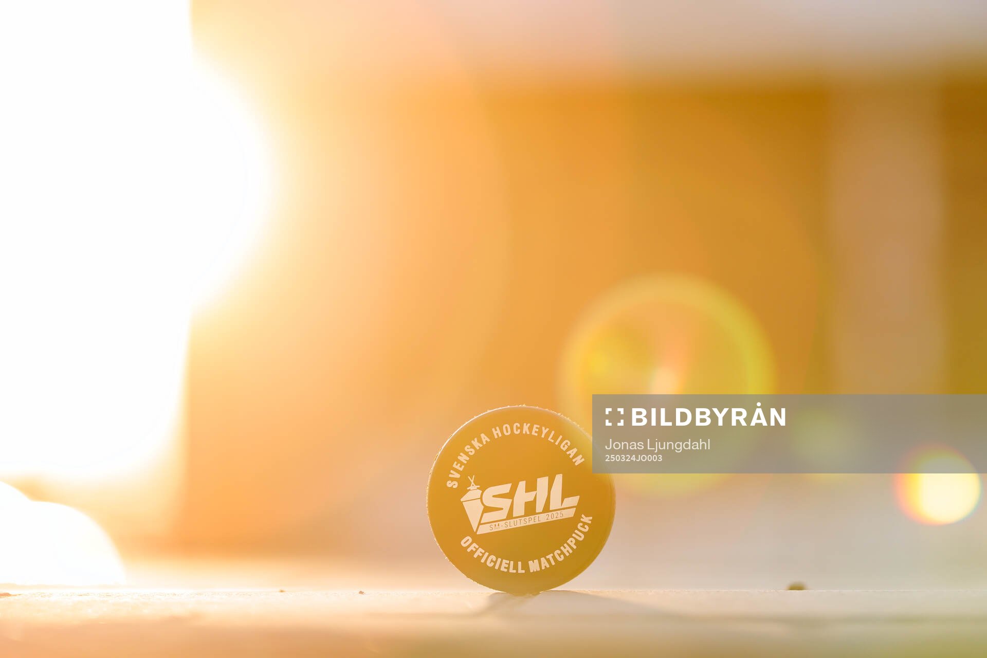 Matchpuck med SHL logo