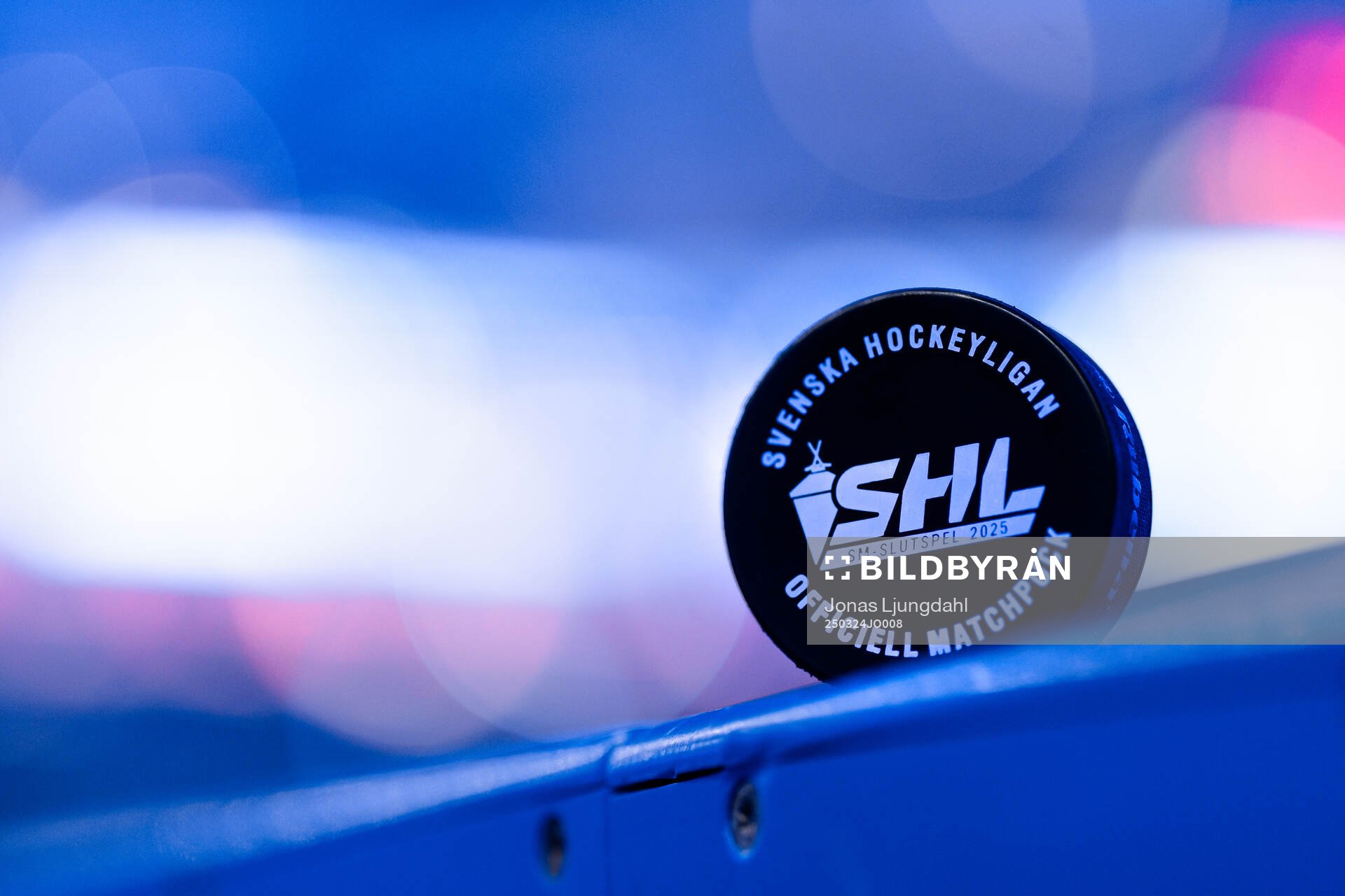 Matchpuck med SHL logo