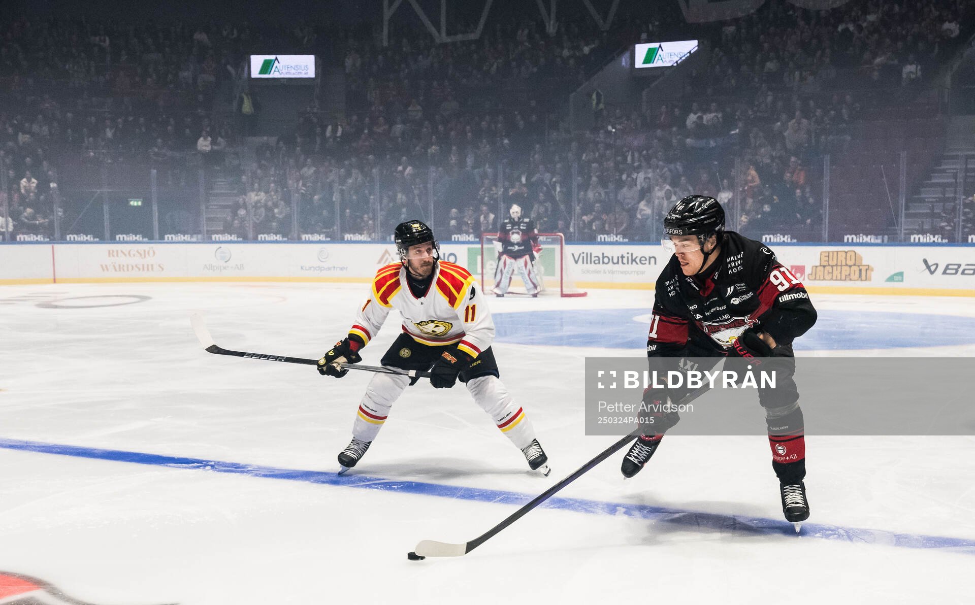 Brynäs Jordan Schroeder och Malmö Redhawks Axel Sundberg