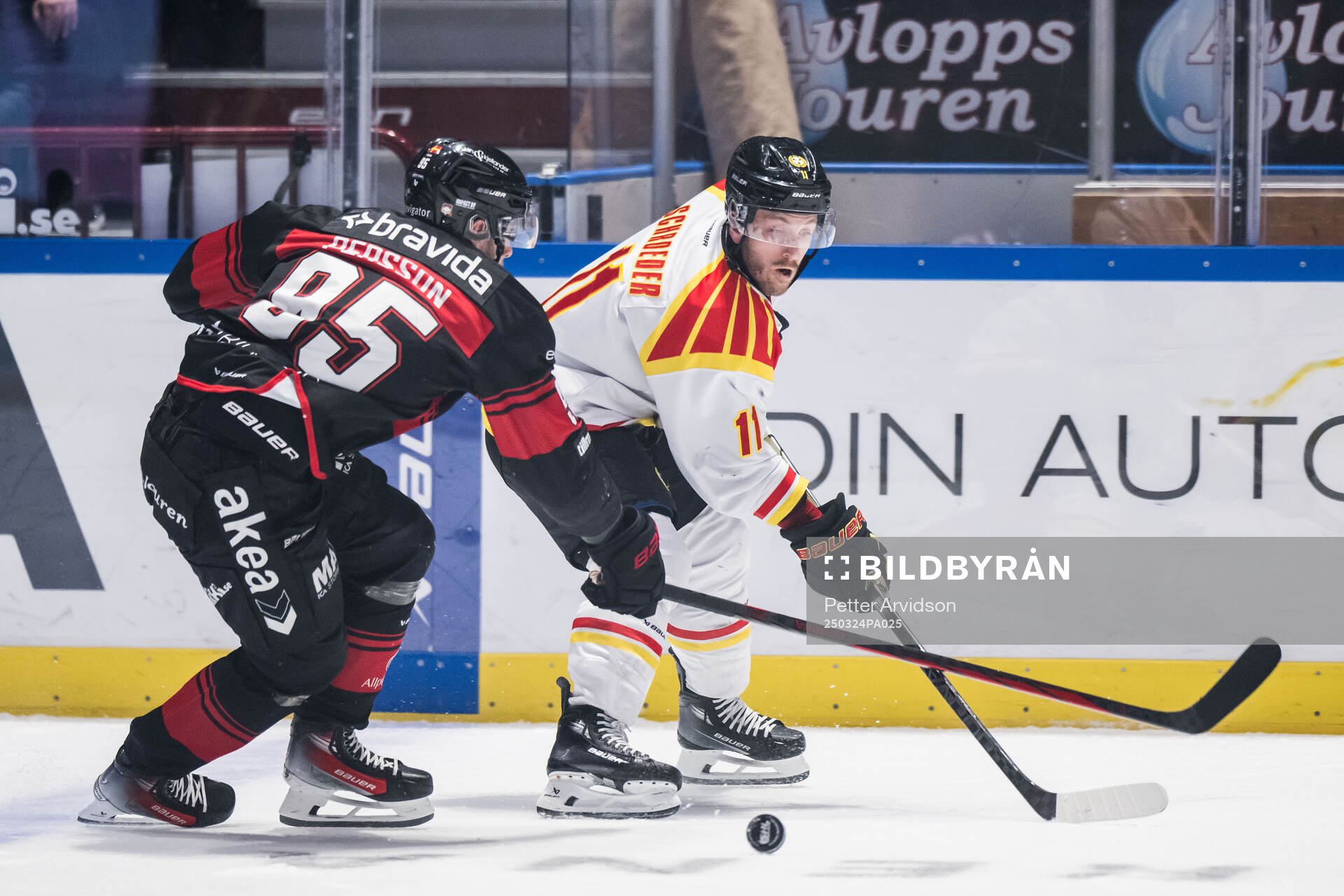 Malmö Redhawks Carl Persson och Brynäs Jordan Schroeder