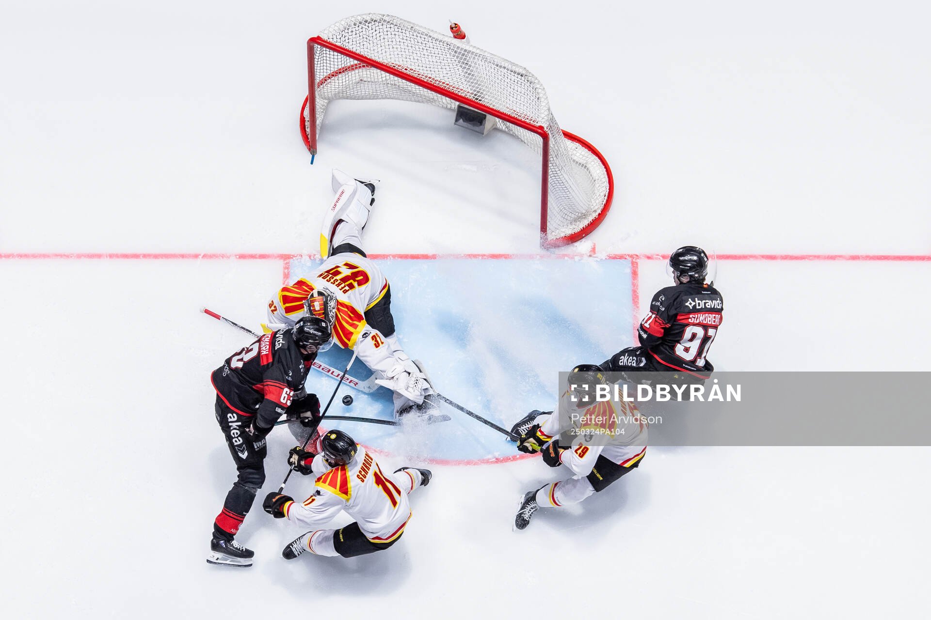 Malmö Redhawks Fredrik Händemark och Axel Sundberg oroar