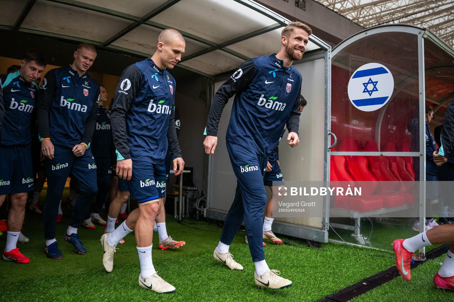 Leo Østigård and Kristoffer Ajer of the Norwegian