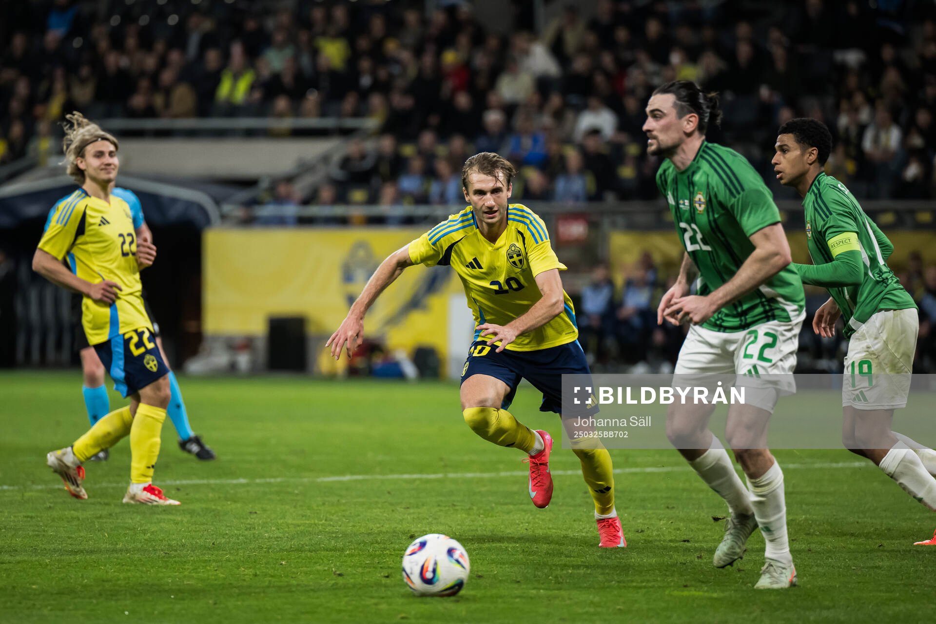 Benjamin Nygren of Sweden and Ciaron Brown of Northern