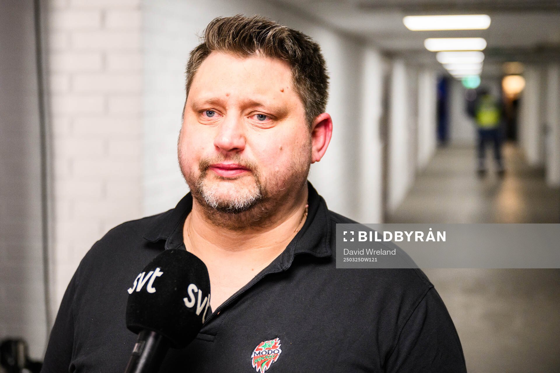 Modos tränare Mattias Karlin