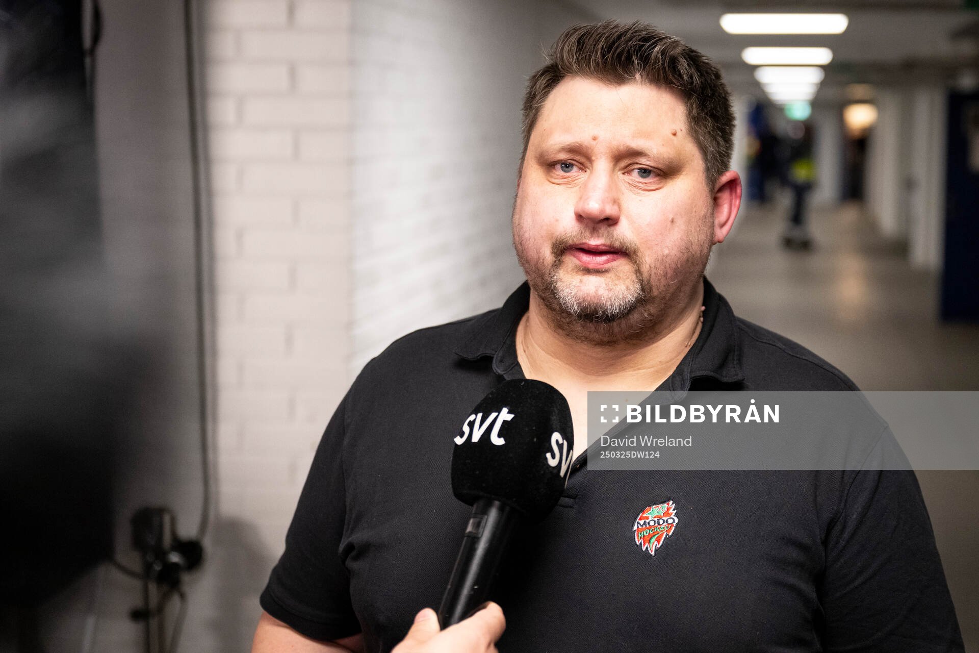 Modos tränare Mattias Karlin