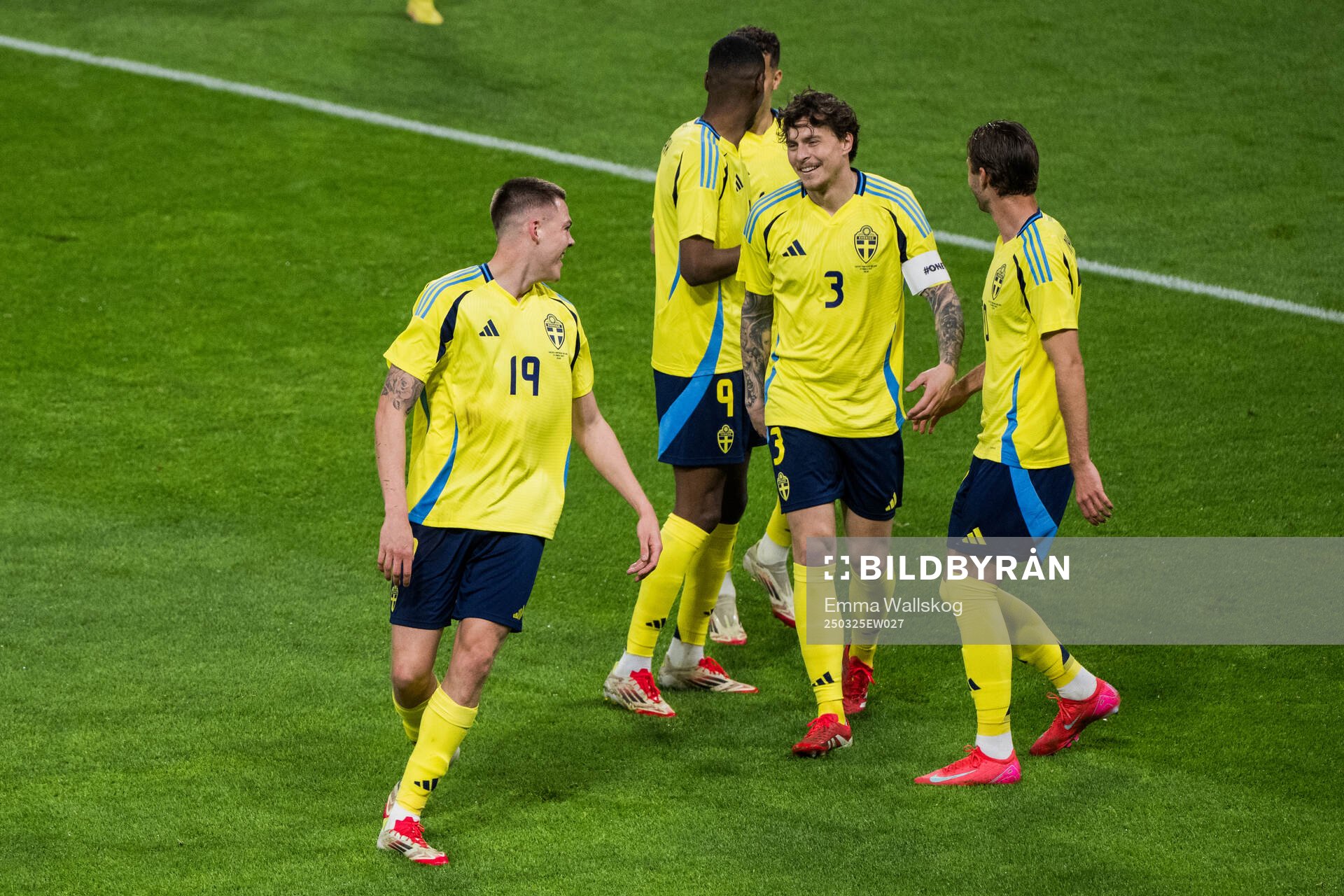Emil Holm and Victor Nilsson Lindelöf of Sweden