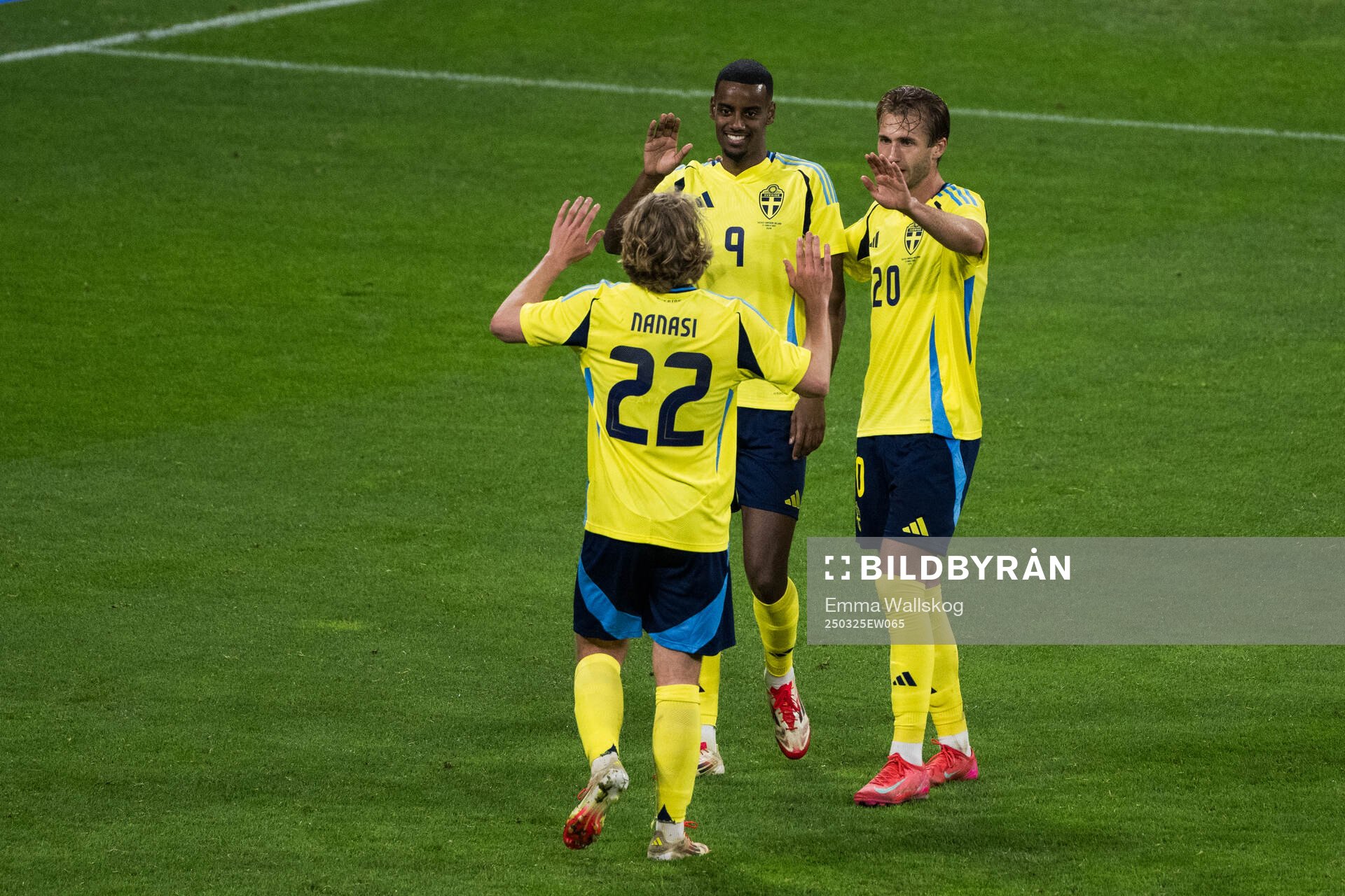 Alexander Isak of Sweden celebrating the 4-0 goal