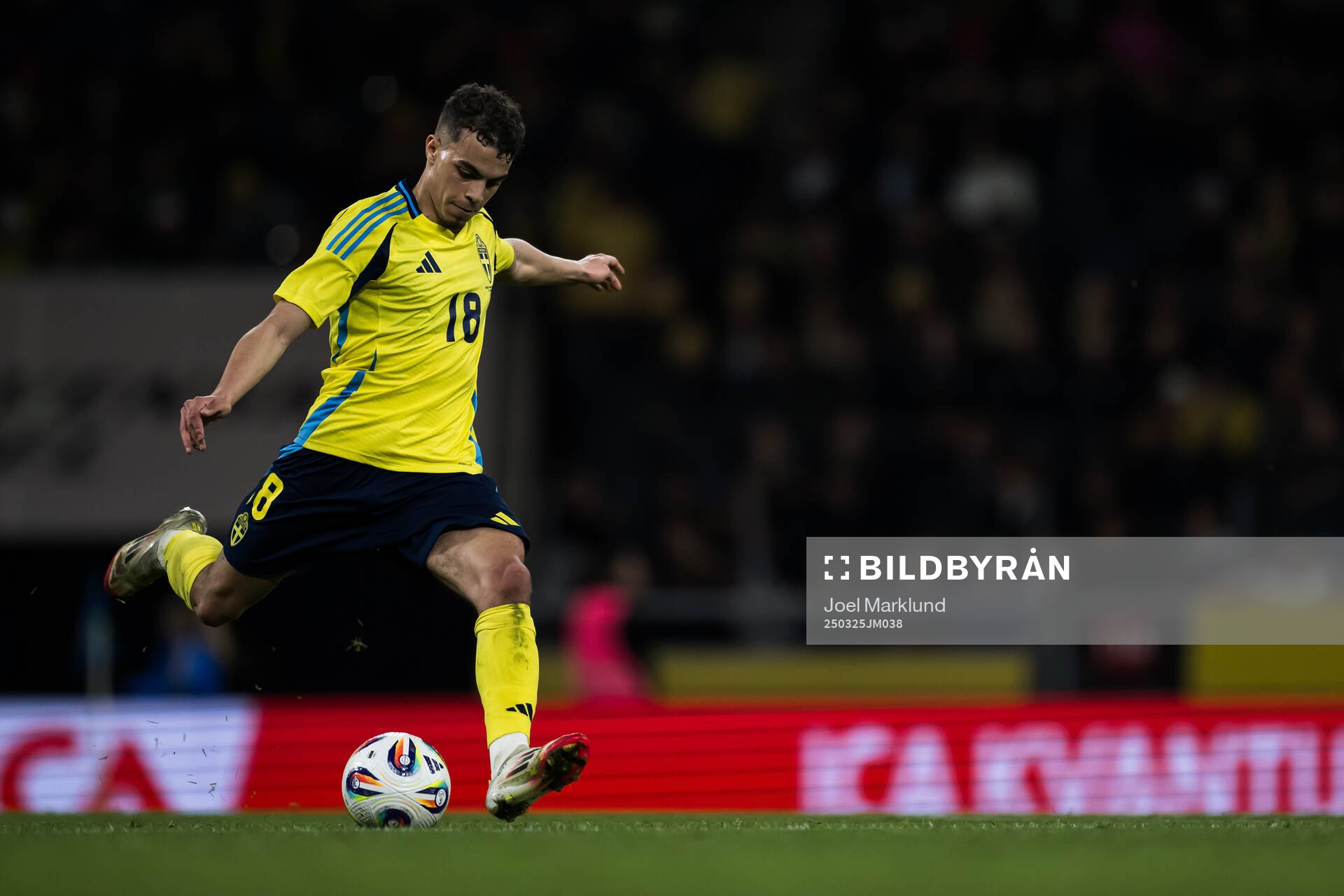 Yasin Ayari of Sweden