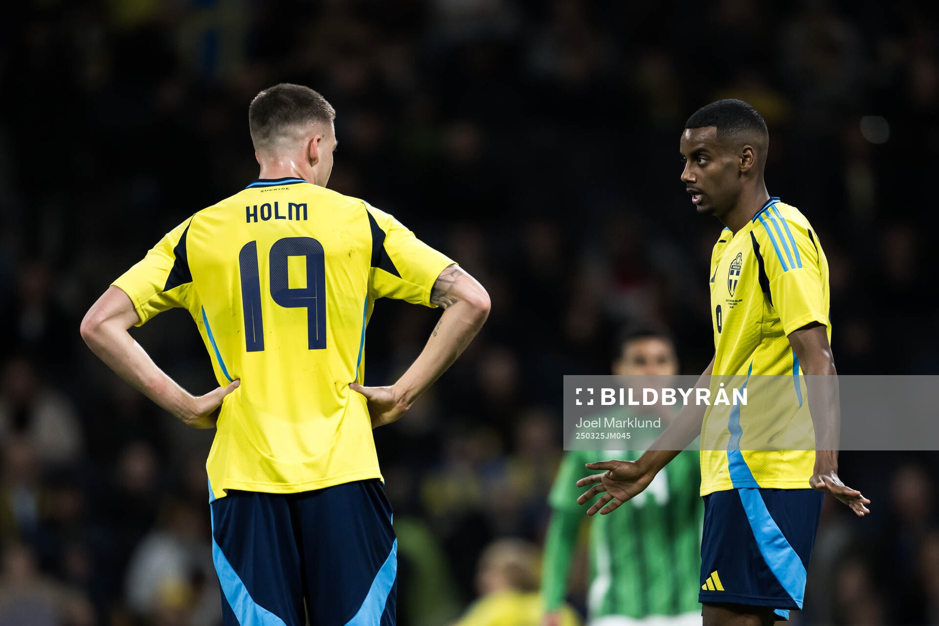 Emil Holm and Alexander Isak of Sweden