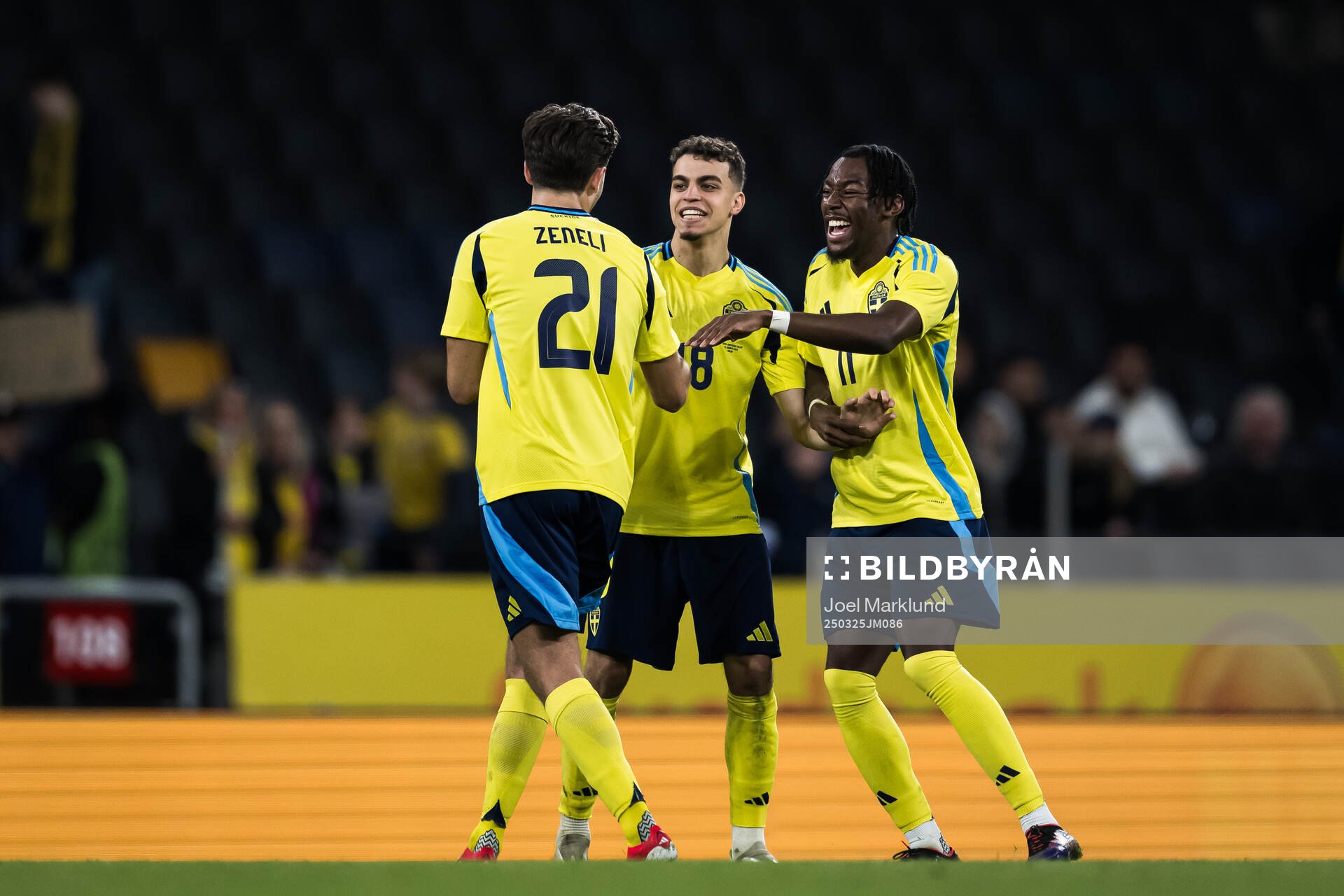 Besfort Zeneli, Yasin Ayari, and Anthony Elanga of Sweden