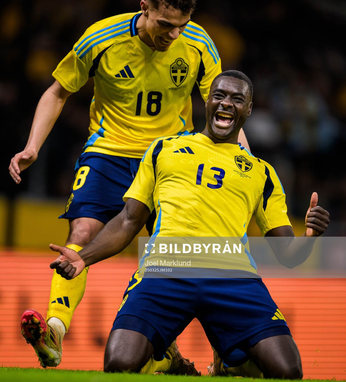 Yasin Ayari and Ken Sema of Sweden celebrate the 3-0 goal
