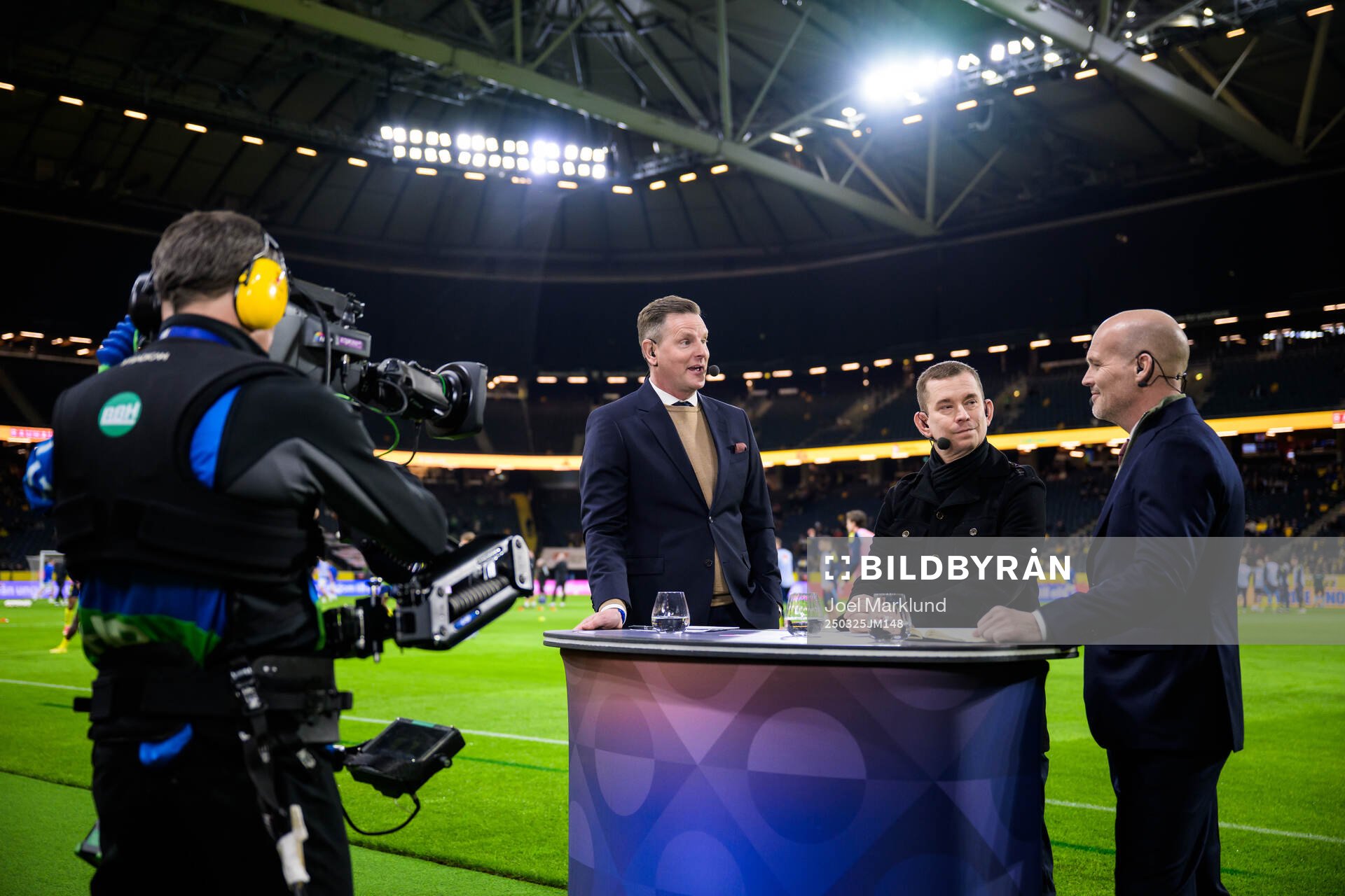 Niklas Jihde, Erik Niva and Fredrik Ljungberg in the