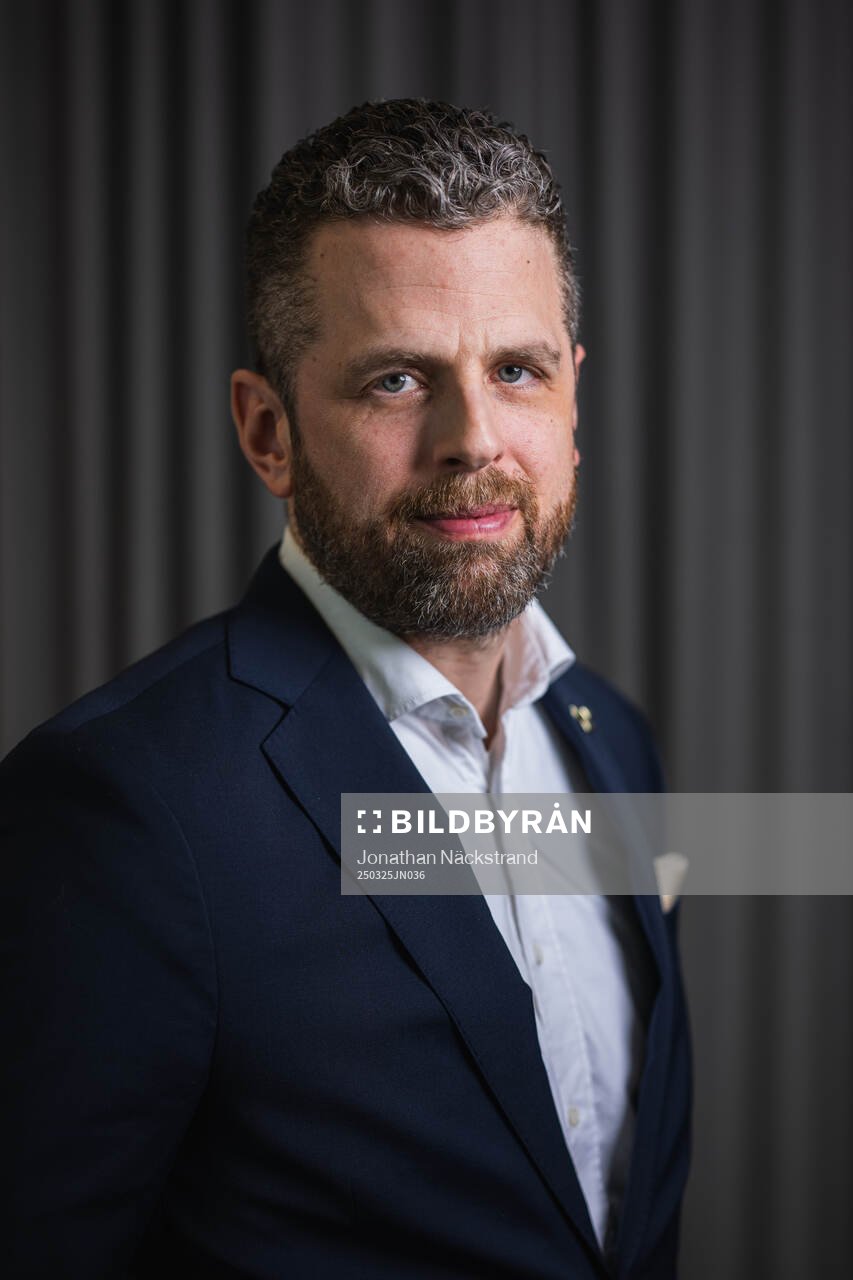 Ulf Lundberg, Head Coach of Sweden’s women national Ice