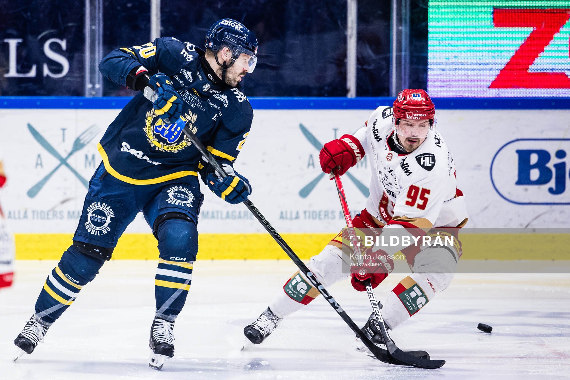 Södertäljes Marcus Eriksson och Kalmars Teemu Väyrynen