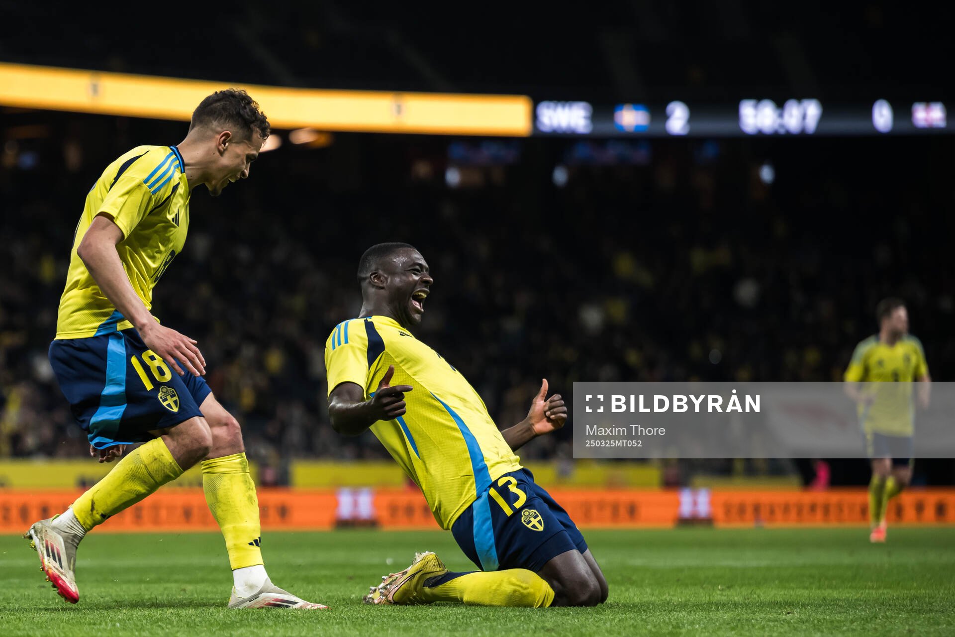 Ken Sema of Sweden celebrating the 3-0 goal with Yasin Ayari