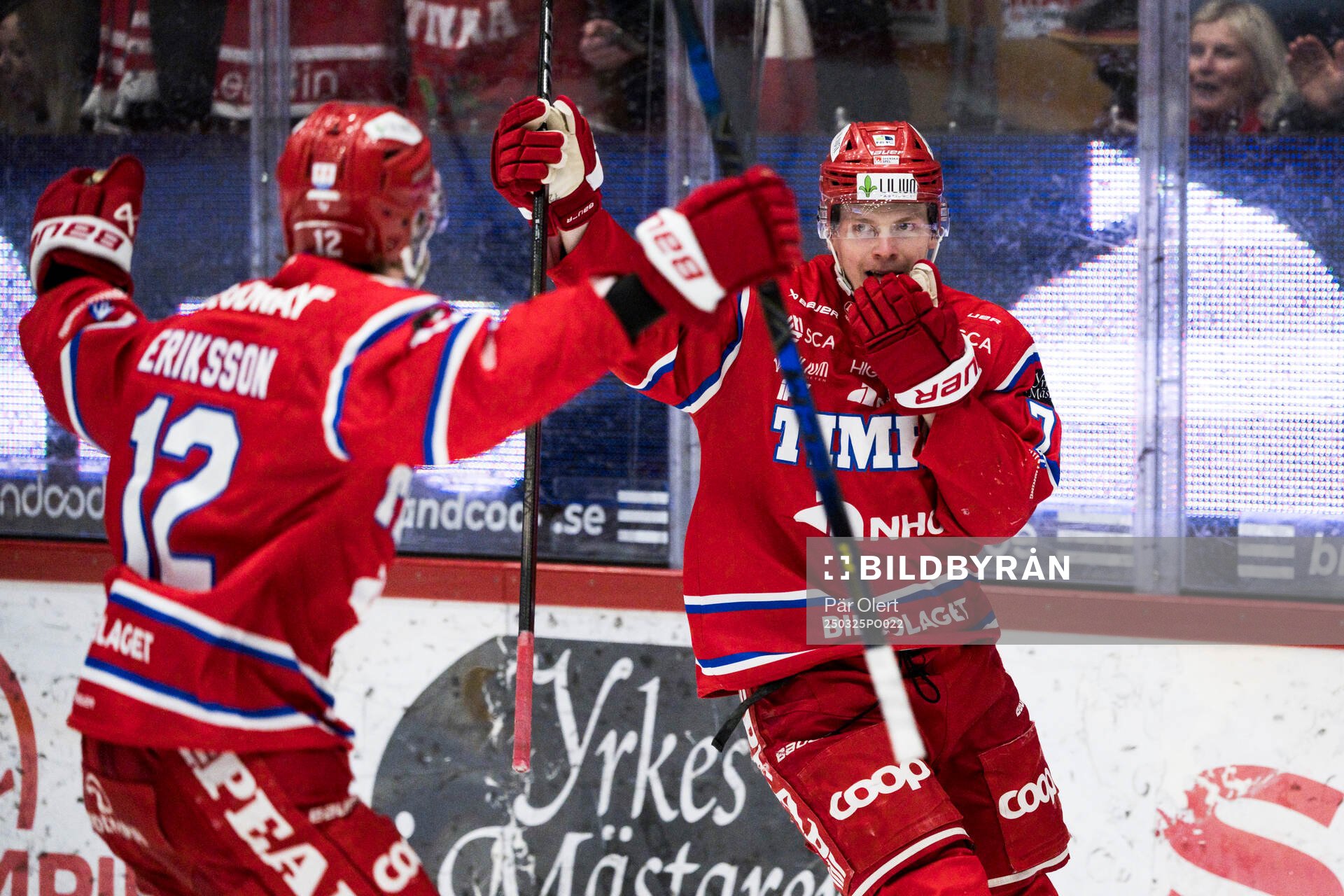 Timrås Erik Walli Walterholm jublar