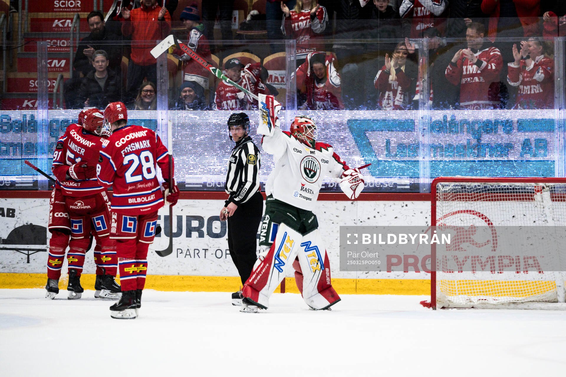Frölundas Lars Johansson reagerar