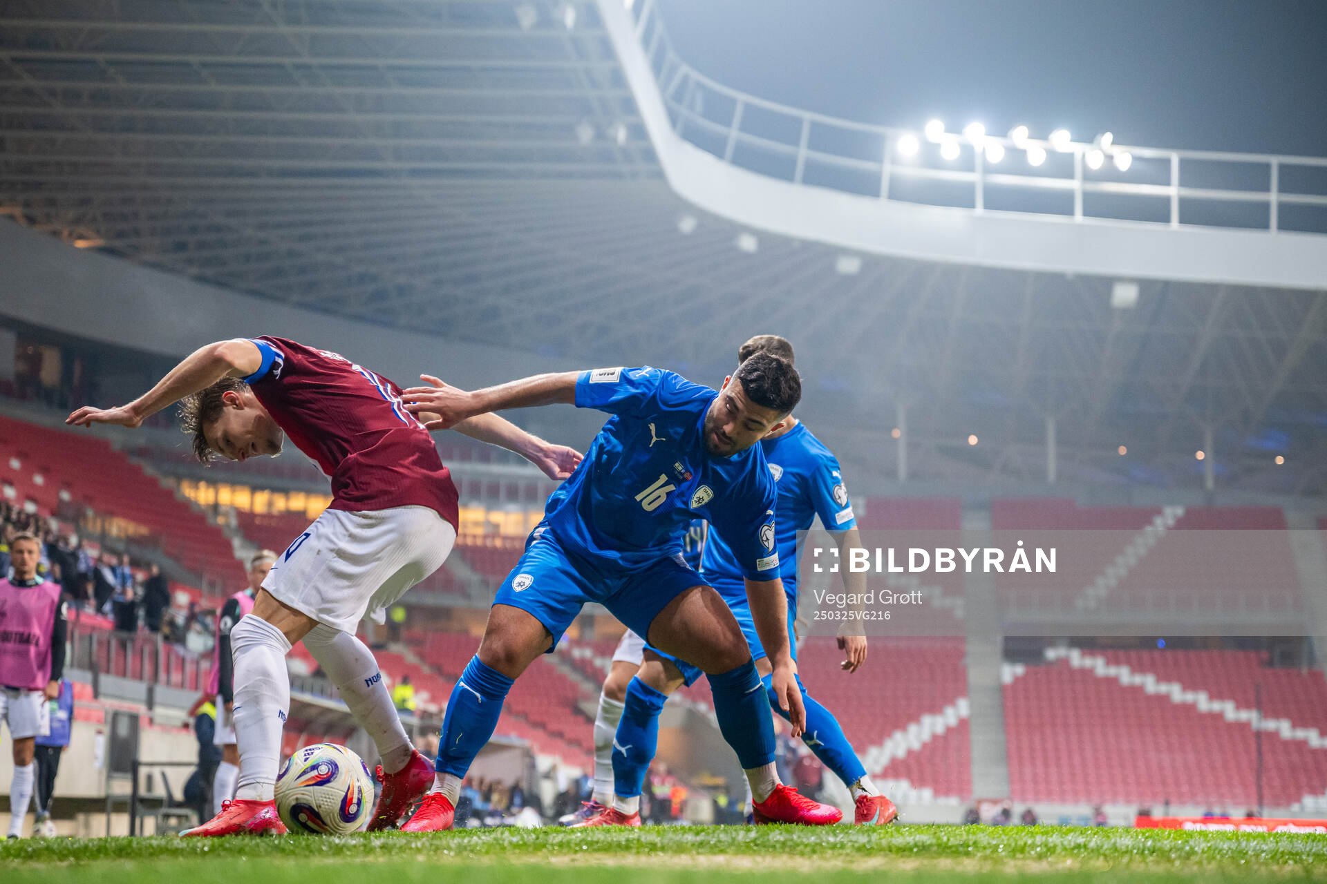 Martin Ødegaard of Norway and Mohammad Abu Fani of Israel