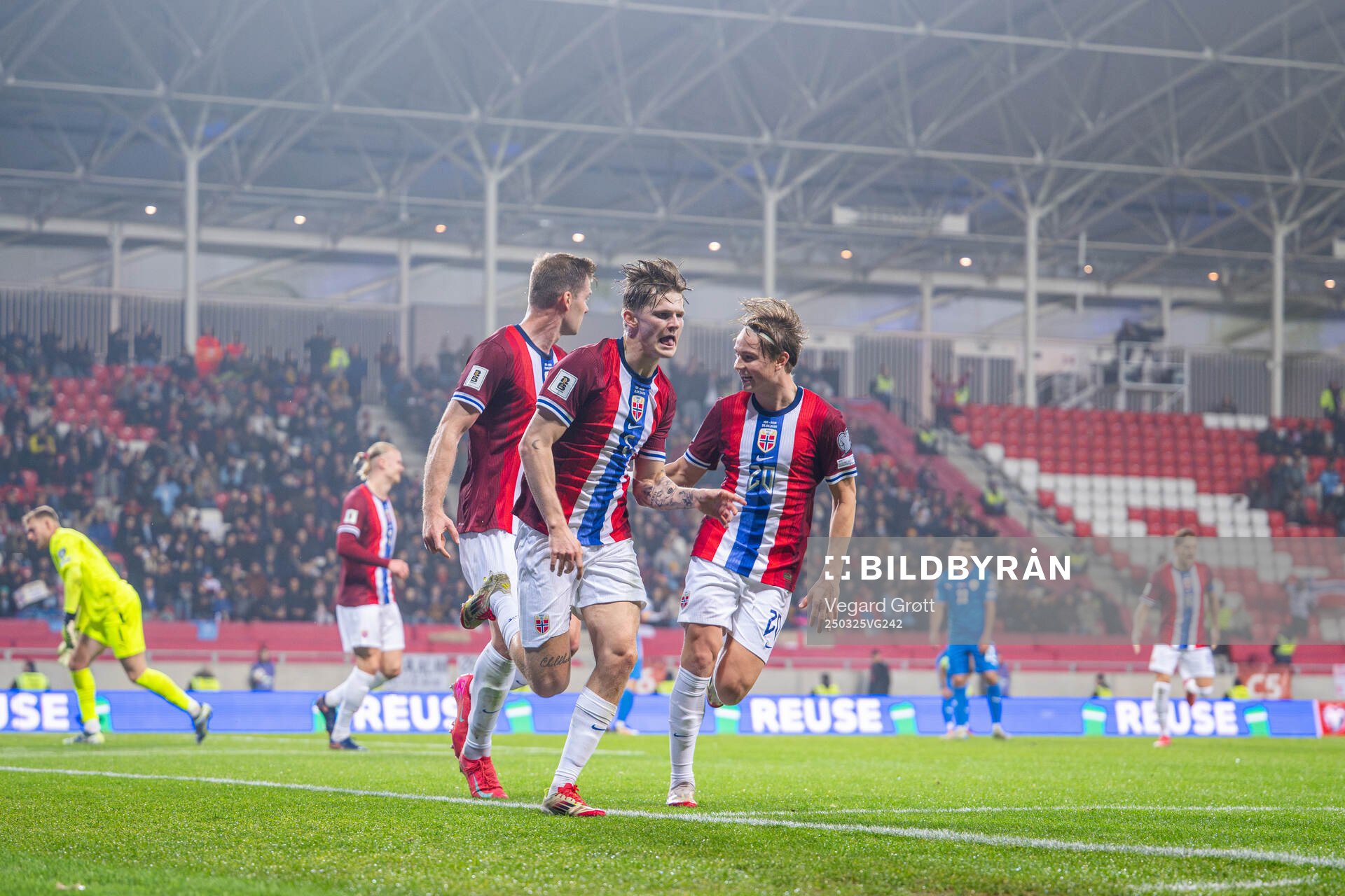 David Møller Wolfe of Norway celebrates with teammate