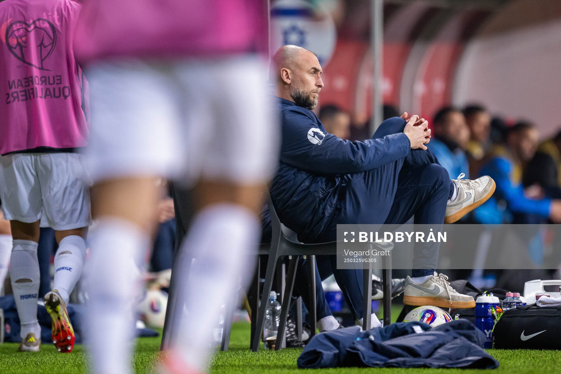 Sigurd Ertsås, kit manager of Norway