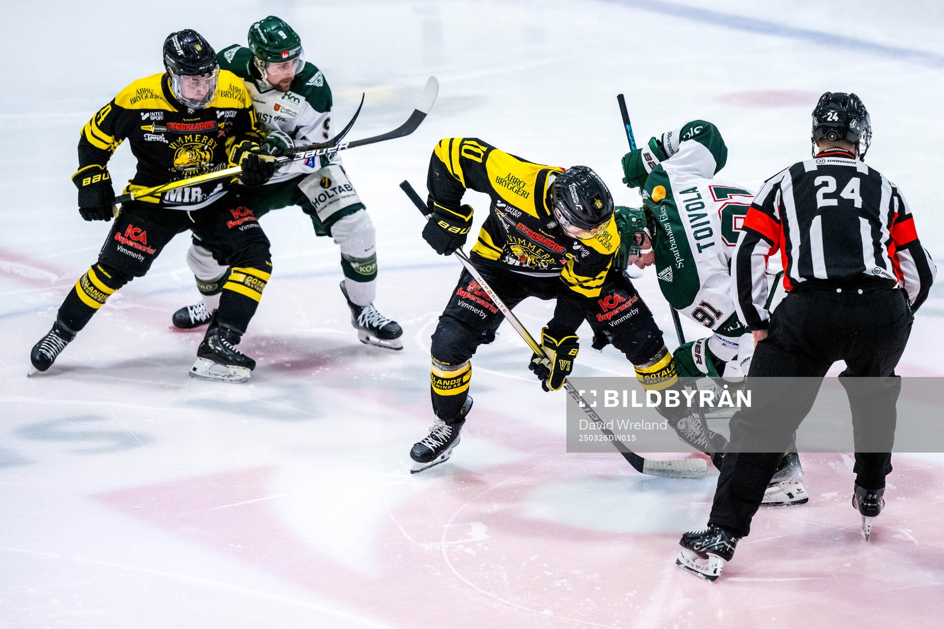 Vimmerbys Jakob Karlsson och Tingsryds Artturi Toivola