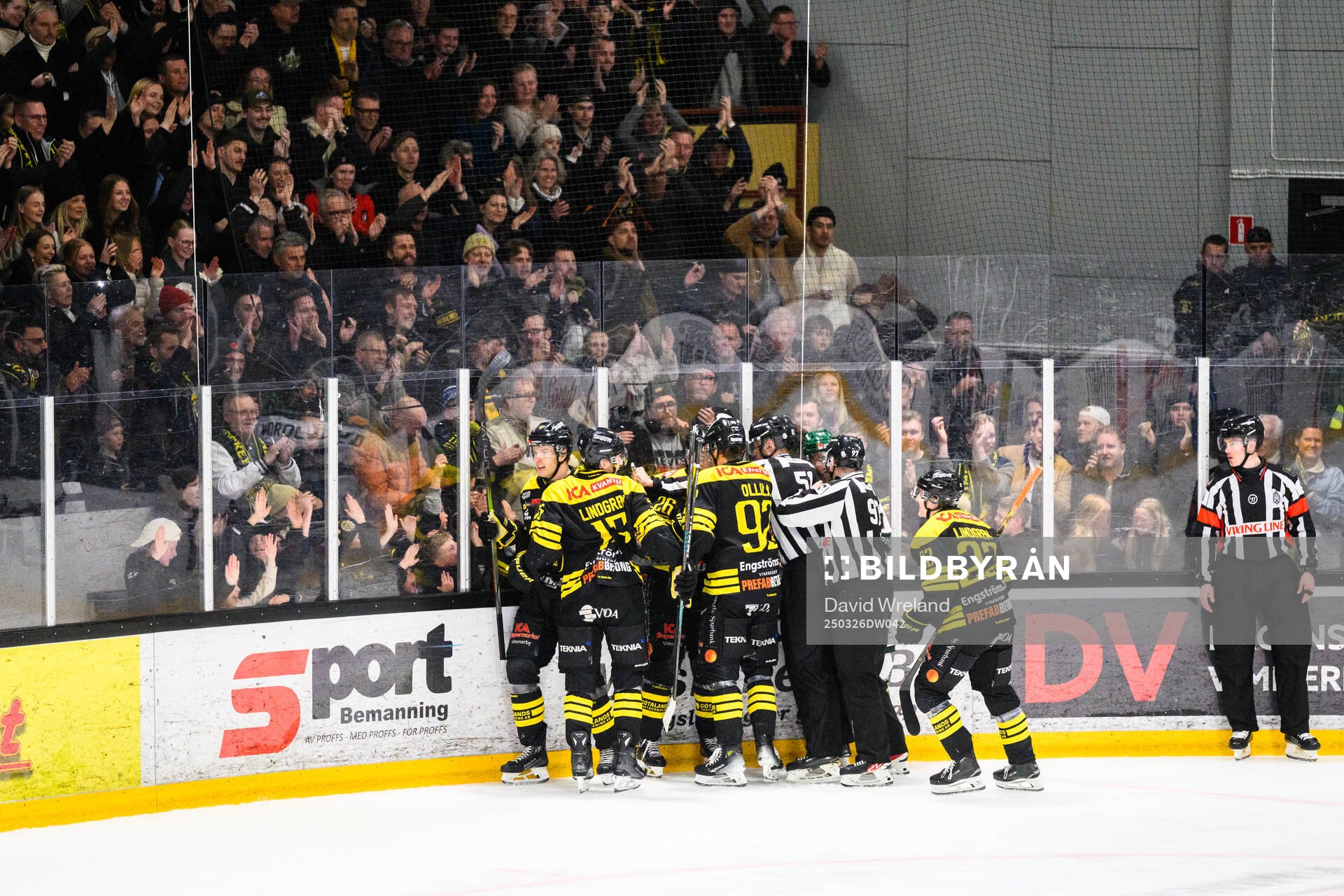 Vimmerbys Hampus Eriksson jublar