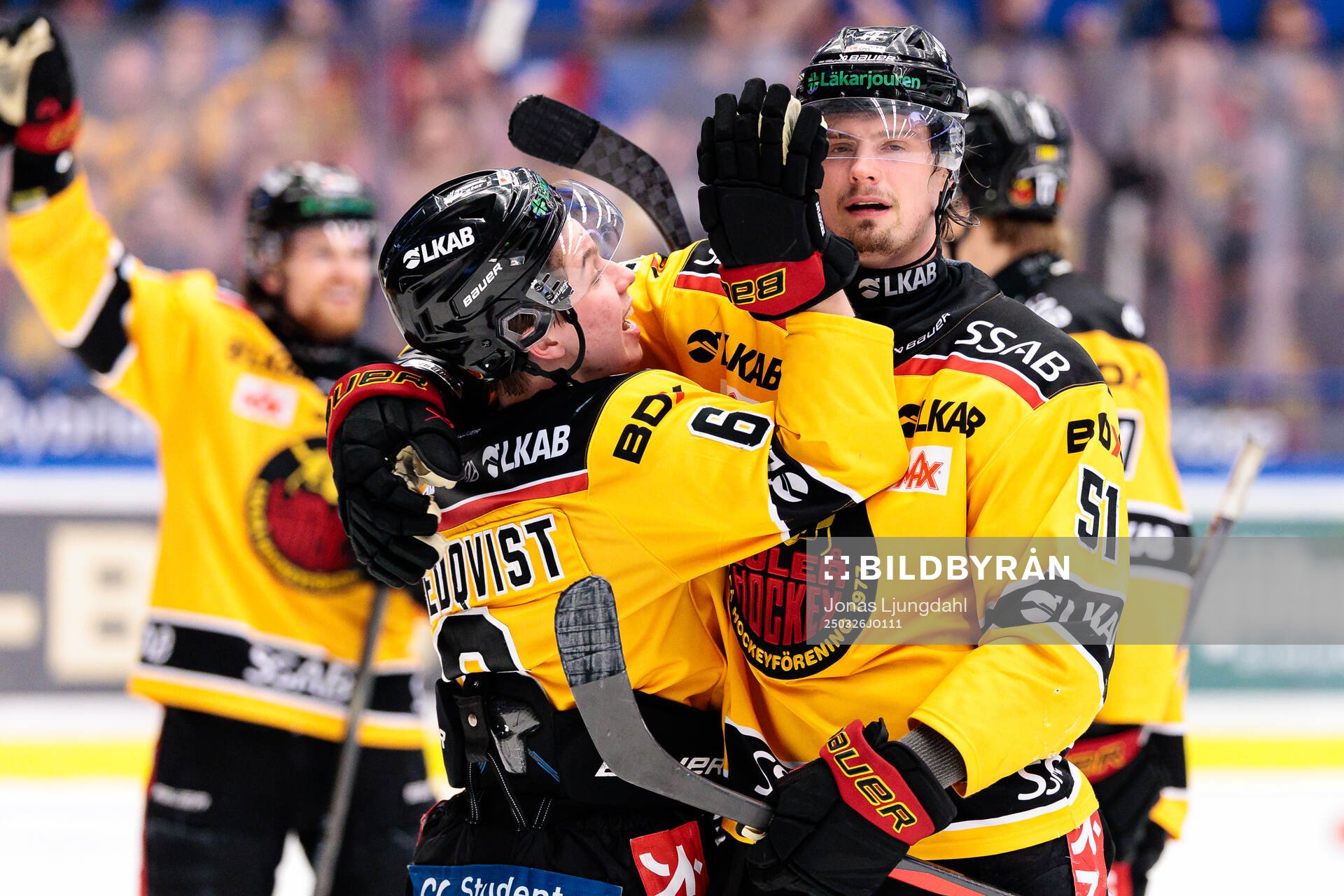 Luleås Isac Hedqvist och Markus Nurmi jublar