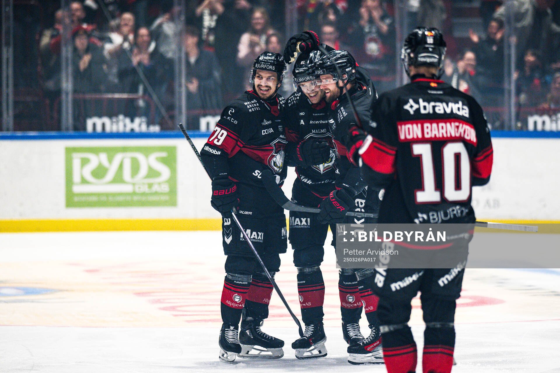 Malmö Redhawks Axel Sundberg, Jakub Galvas och Carl