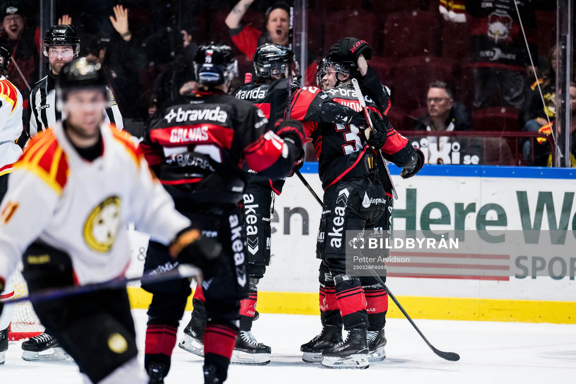 Malmö Redhawks Joona Ikonen jublar